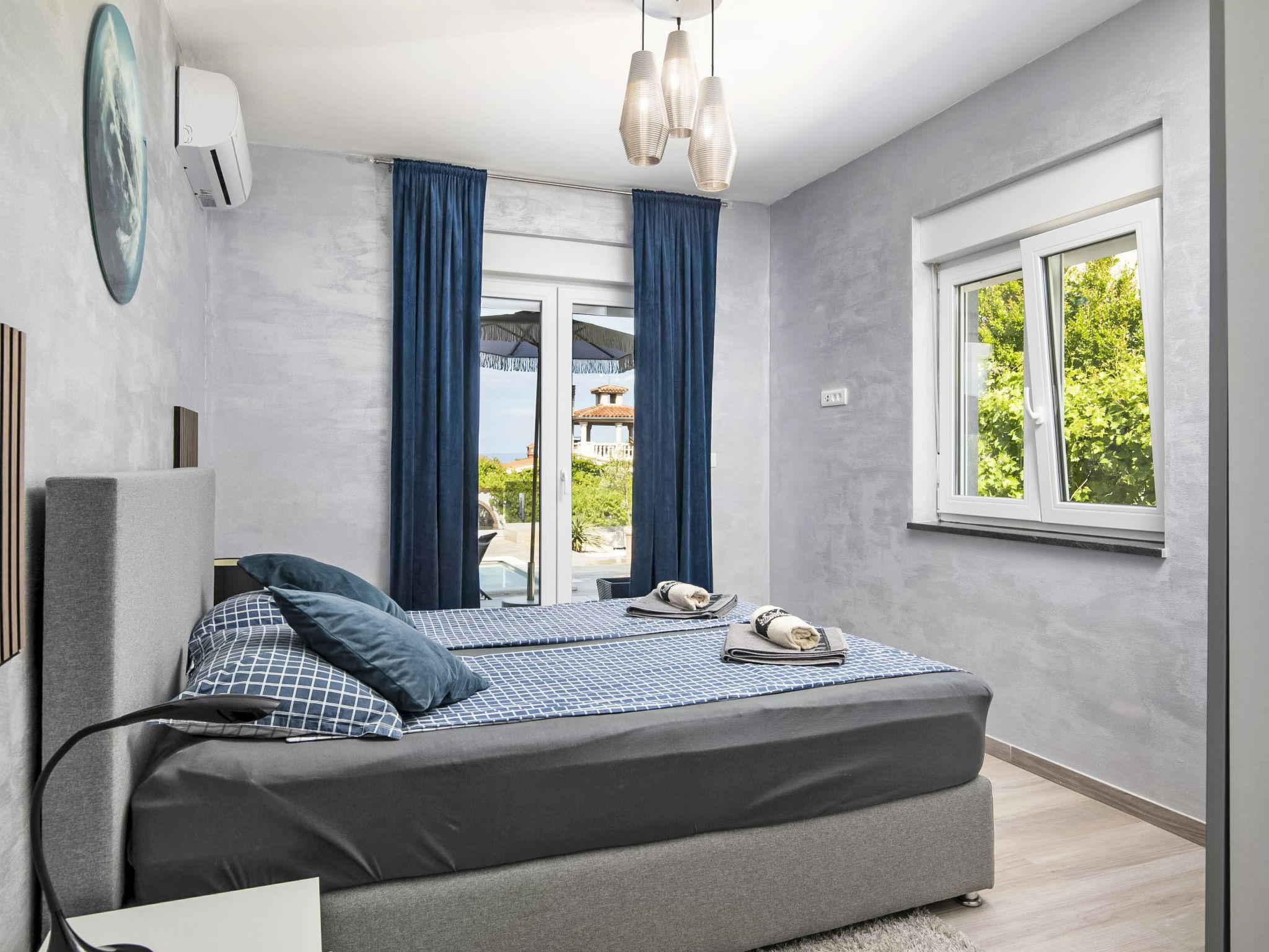 5-Schlafzimmer-Villa Eminentia mit Meerblick - Binnen