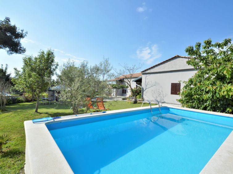 Search and Stay destination Manjadvorci, Istarska županija - Croatia from AU$ 111. Latin (RCA400)