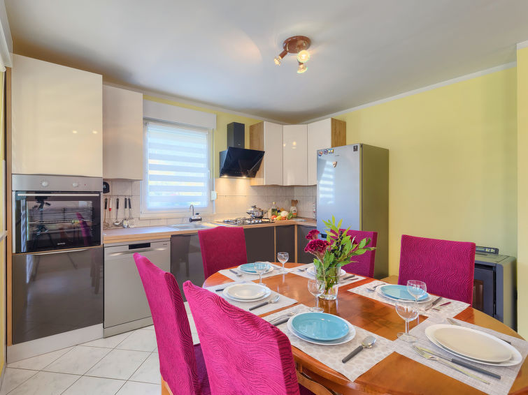 Search and Stay destination Marčana, Istarska županija - Croatia from AU$ 208. Vita (RCA406)