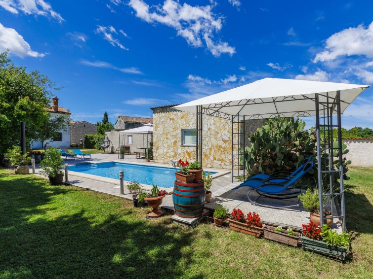 Sfeervol vakantiehuis Pinezici in Marčana bij Pula in Pula/Marčana