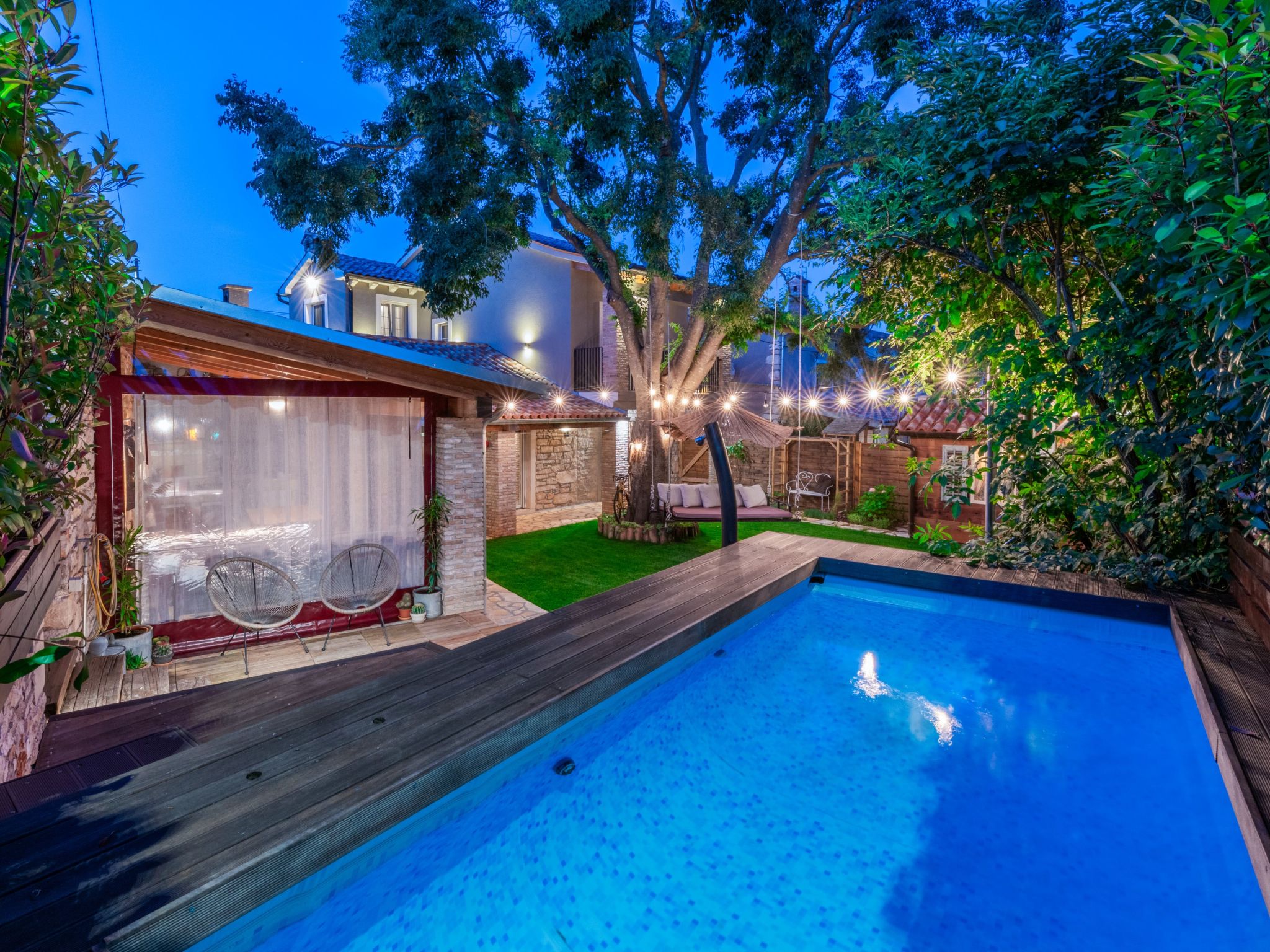 Rustic cozy house Pupy mit private pool und kino-Binnen