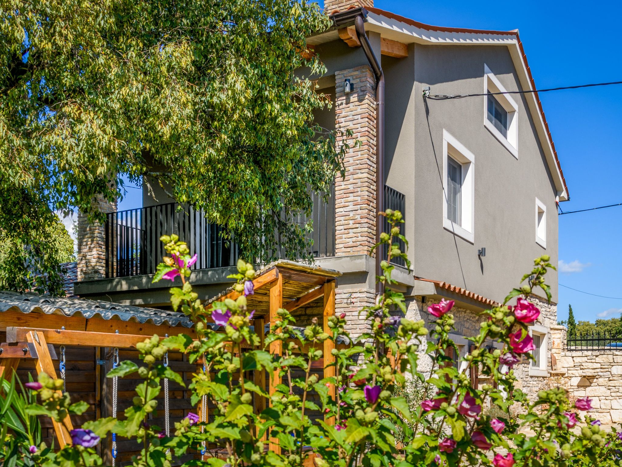 Rustic cozy house Pupy mit private pool und kino-Binnen