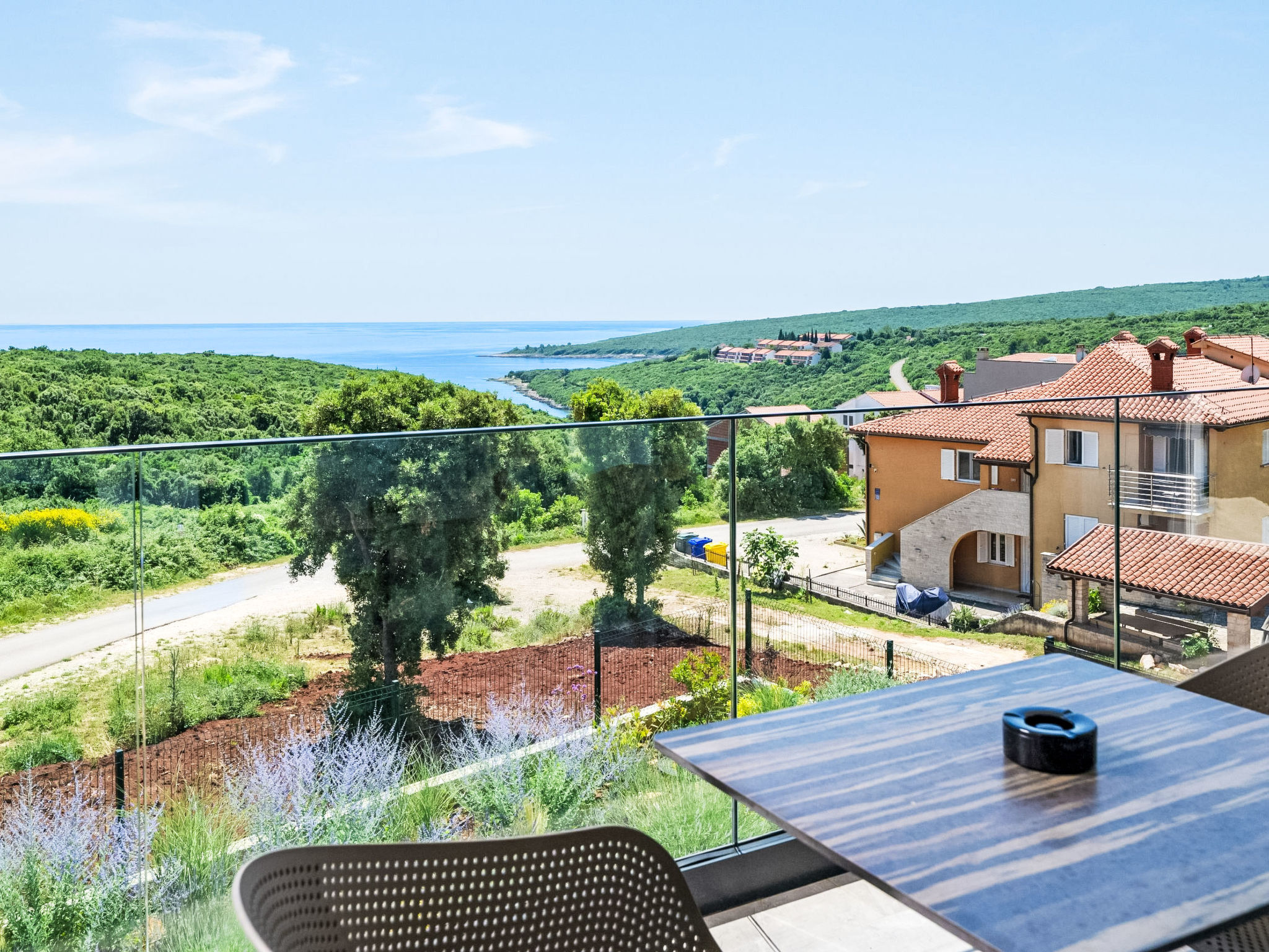 Villa Artec mit Meerblick - Draußen