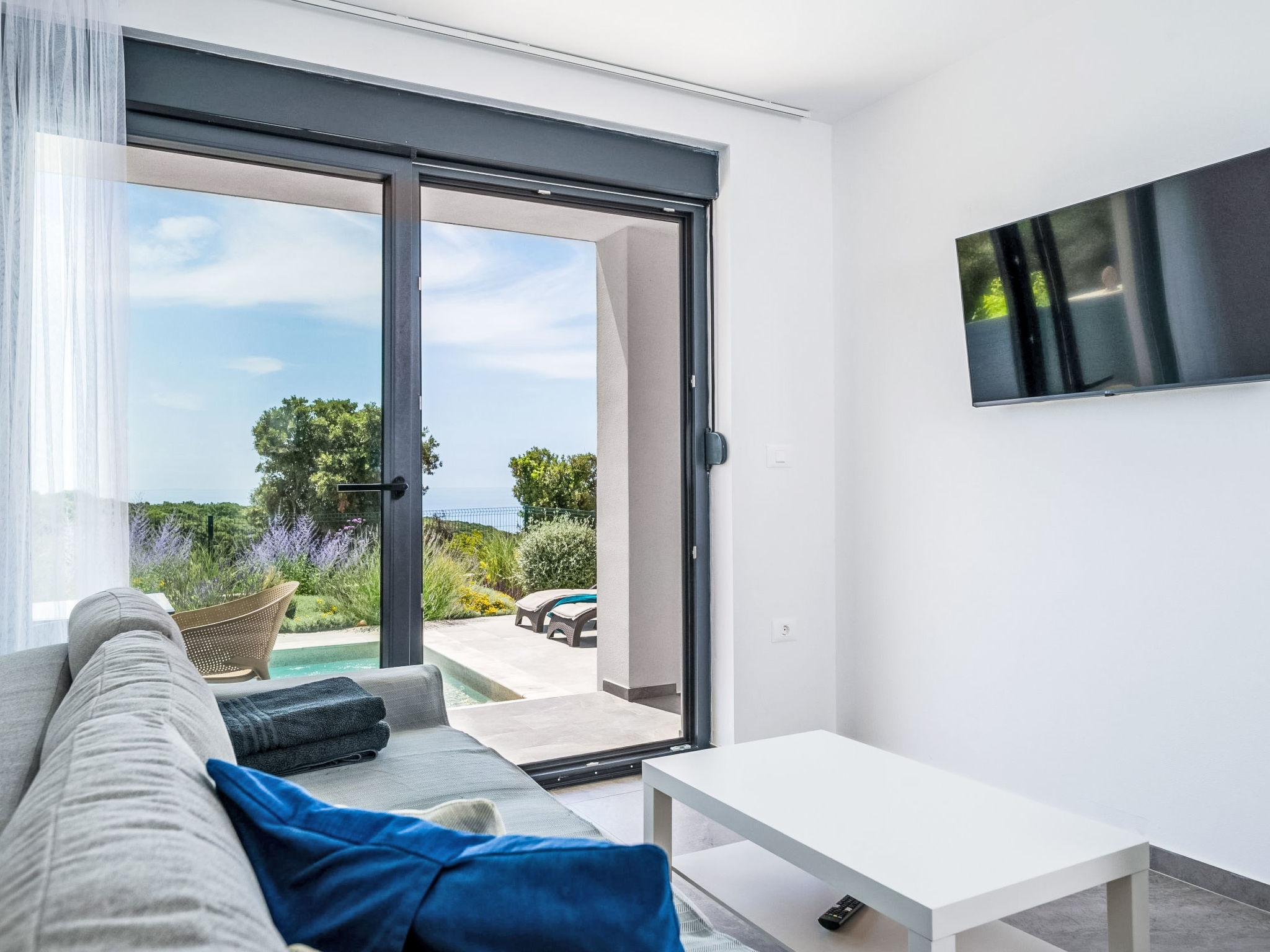 Villa Artec mit Meerblick - Draußen