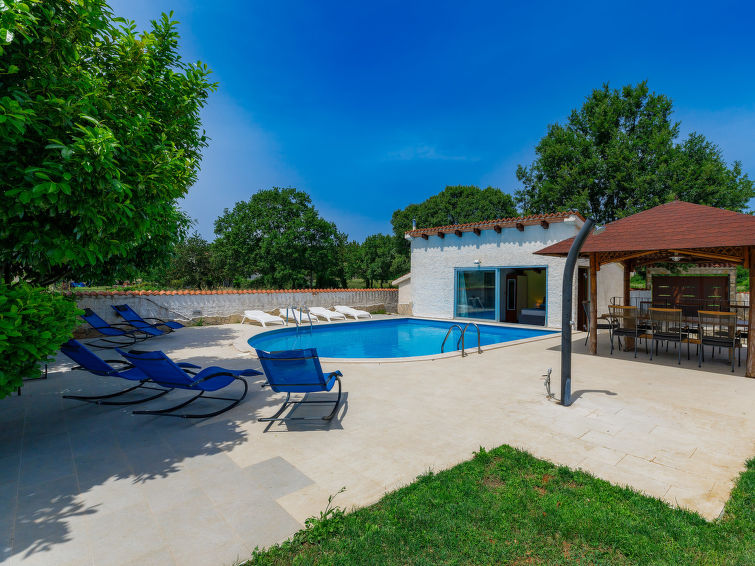 8-persoons vakantiehuis met privézwembad in Pula/Marčana · 200 m² in Pula/Marčana