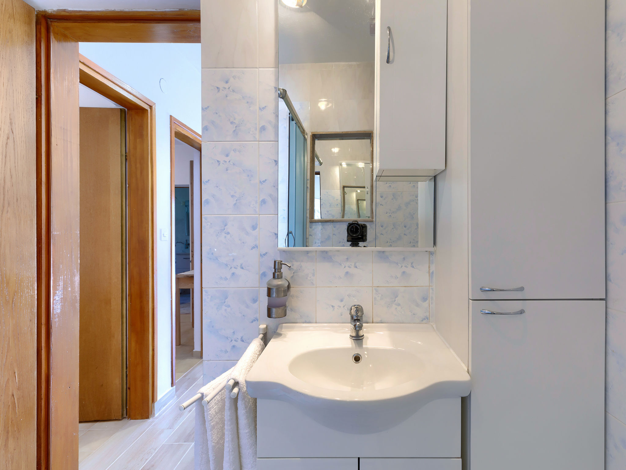 Vrijstaande villa Maslina met privézwembad, 2,2 km van strand Duga Uvala - foto 32