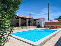 Comfortabel vakantiehuis met overdekt terras en zwembad in Divsici, Istrië - thumbnail 1
