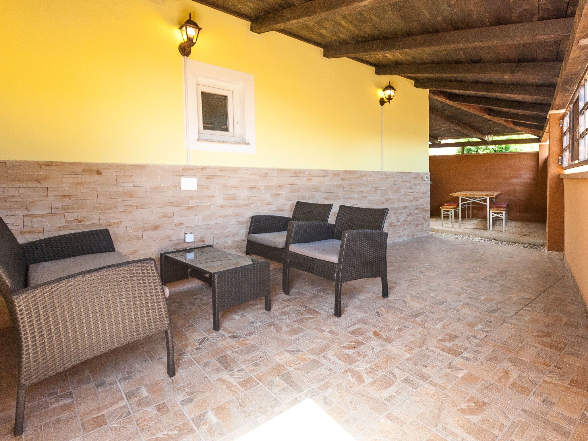 Haus im Industriestil Eni mit privatem Parkplatz-Binnen