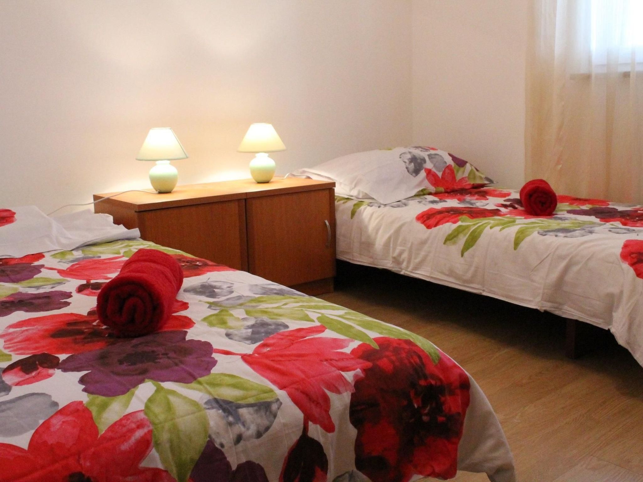 Apartment Fuma in Pinezići mit Privatem Balkon