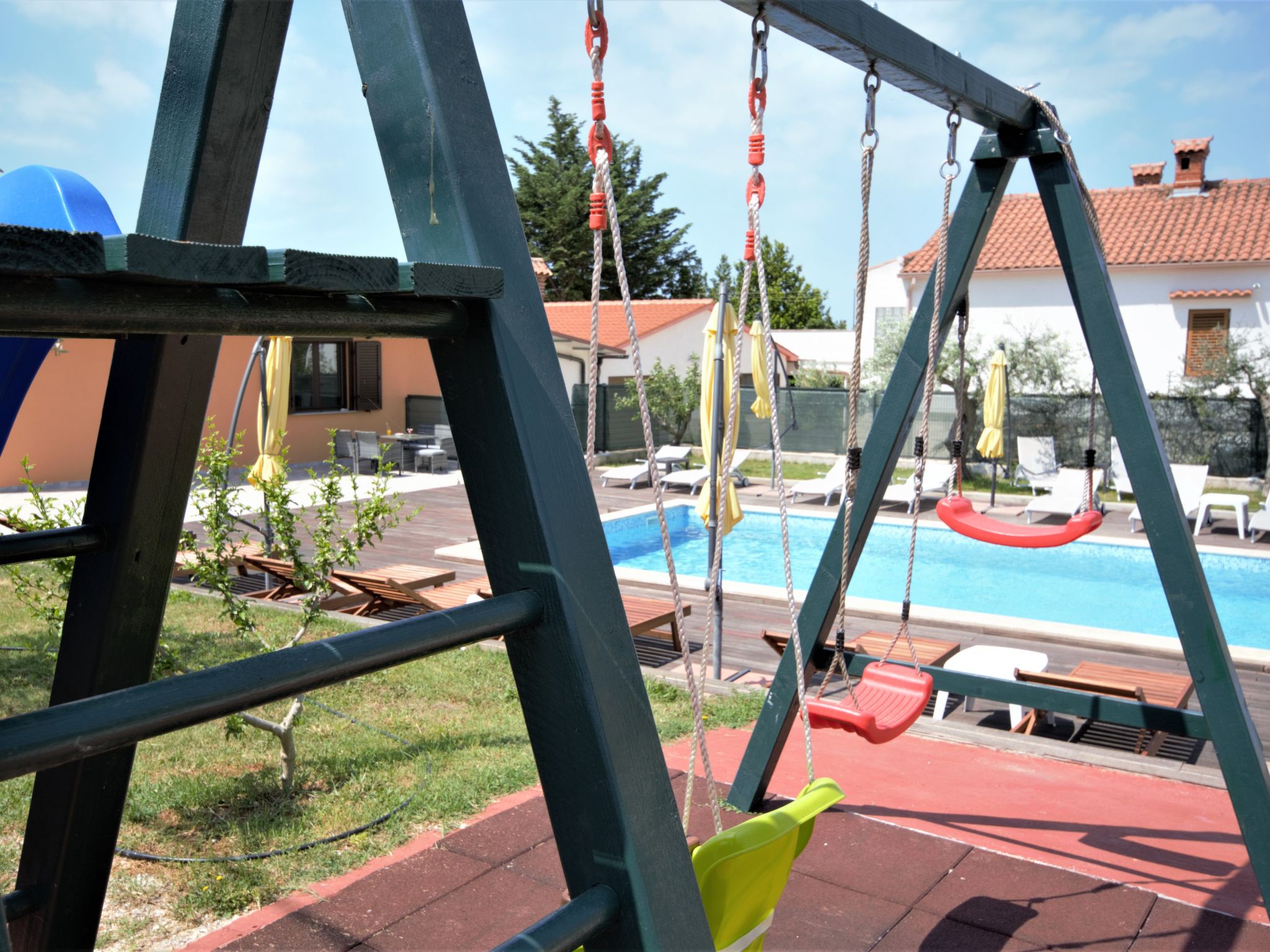 XXL-Ferienhaus "Cokuni" mit privatem Pool-Binnen