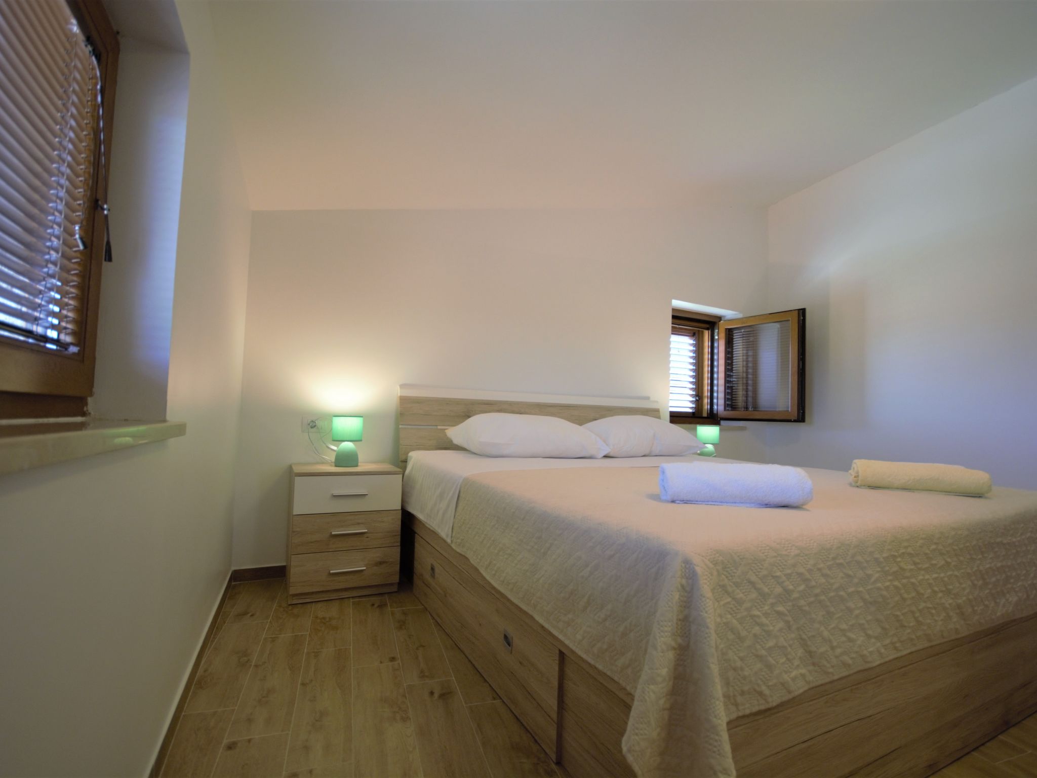 XXL-Ferienhaus "Cokuni" mit privatem Pool-Binnen