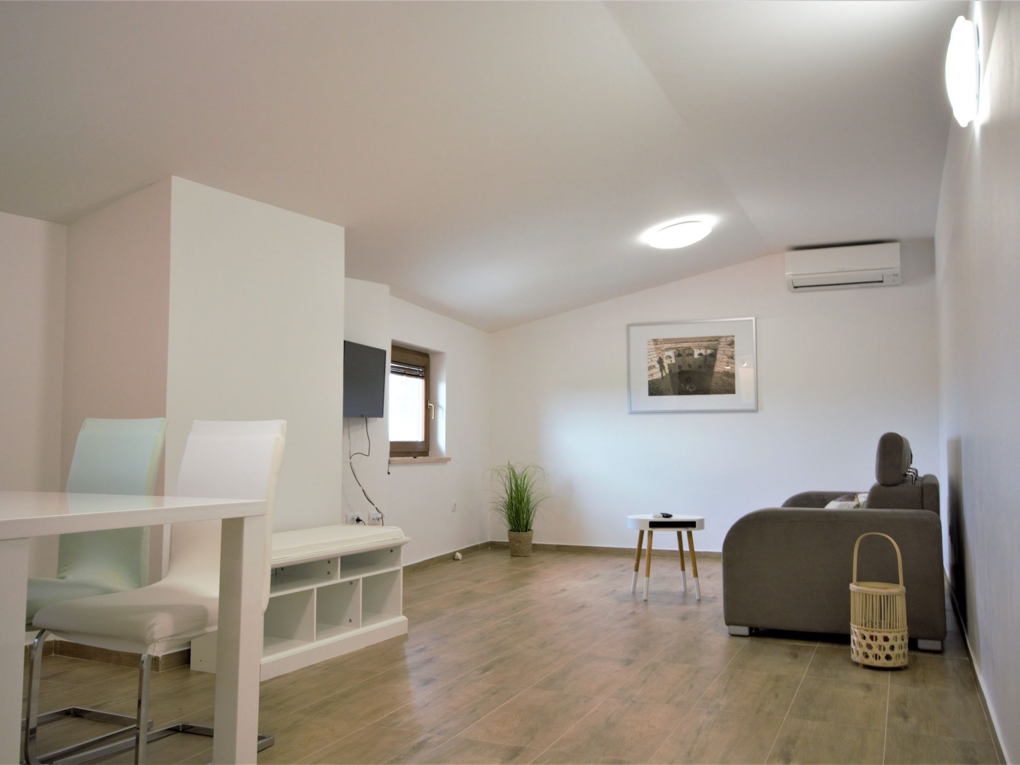 XXL-Ferienhaus "Cokuni" mit privatem Pool-Binnen