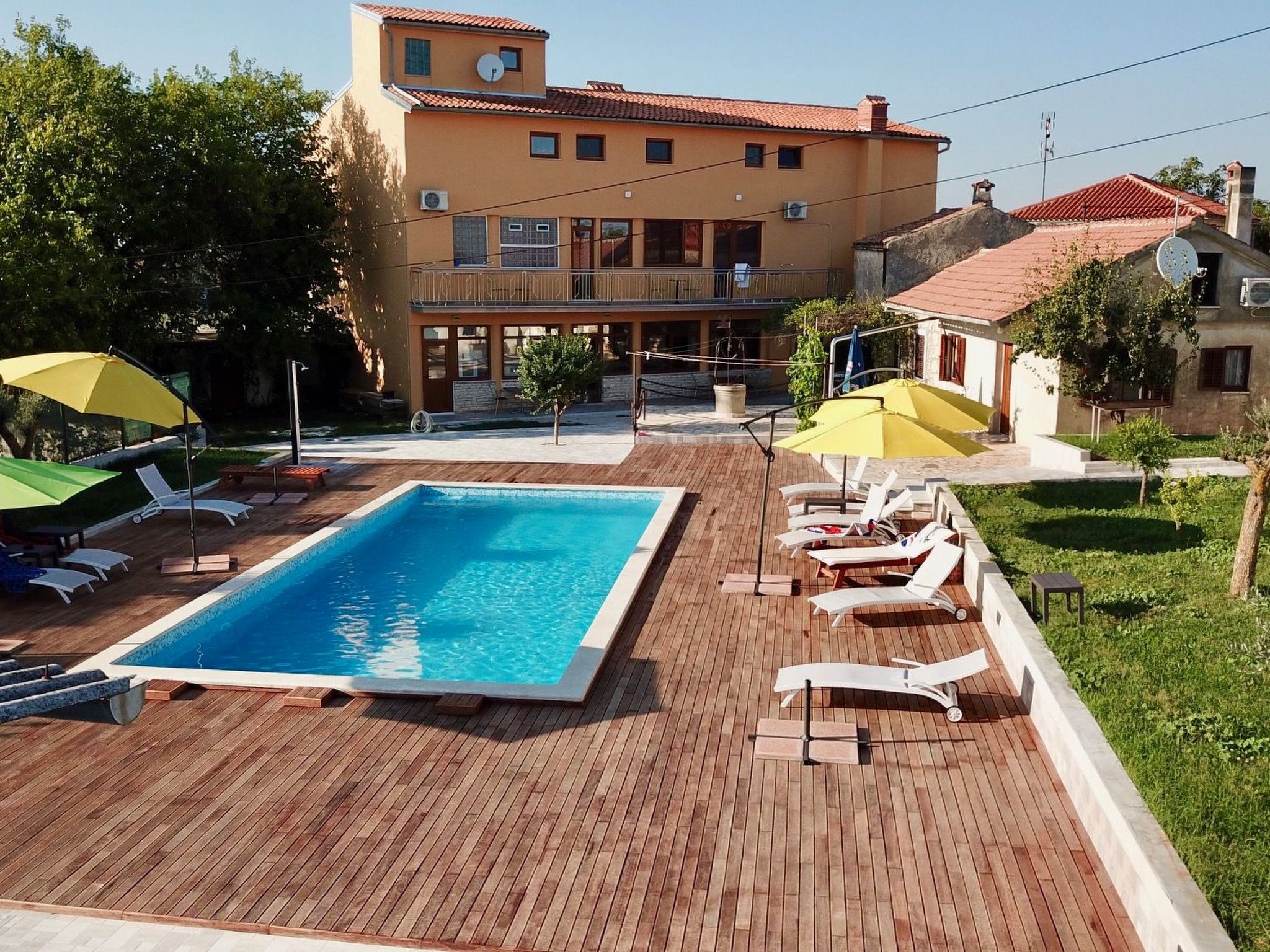 XXL-Ferienhaus "Cokuni" mit privatem Pool-Binnen