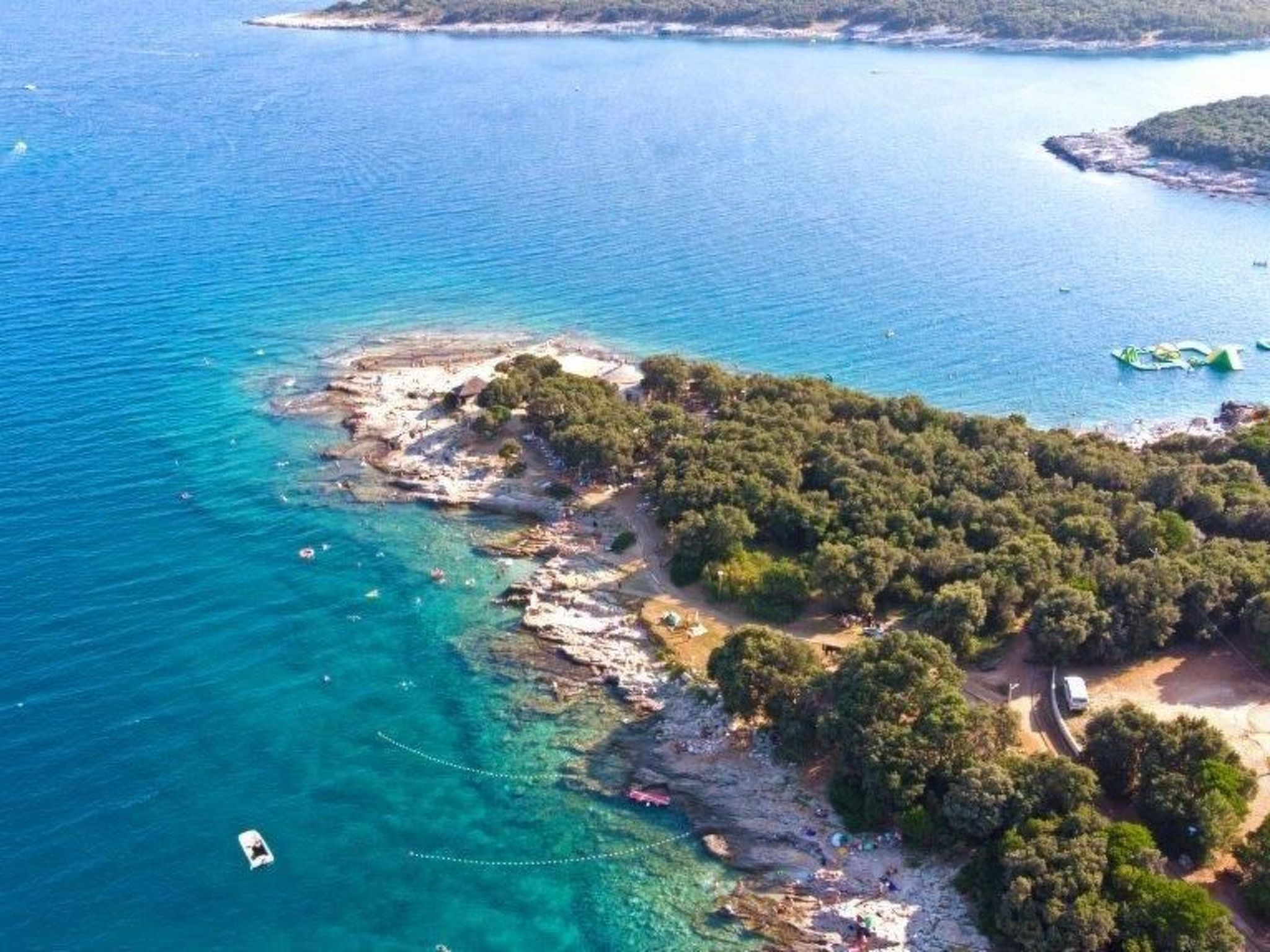 XXL-Ferienhaus "Cokuni" mit privatem Pool-Binnen