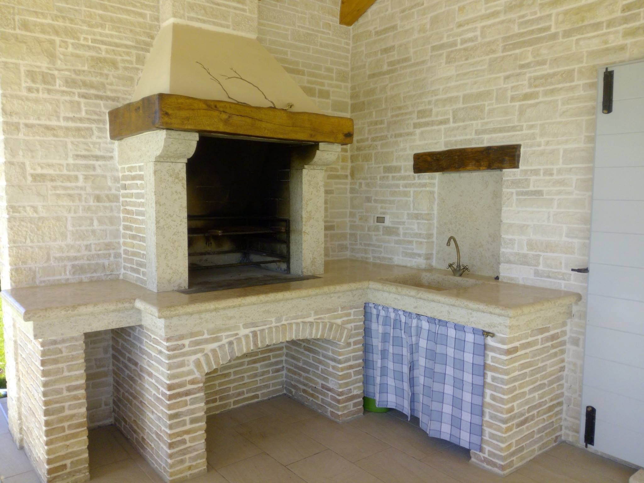 Für 8 Personen und 2 Kinder in Segotici, Istrien (Südküste von Istrien)