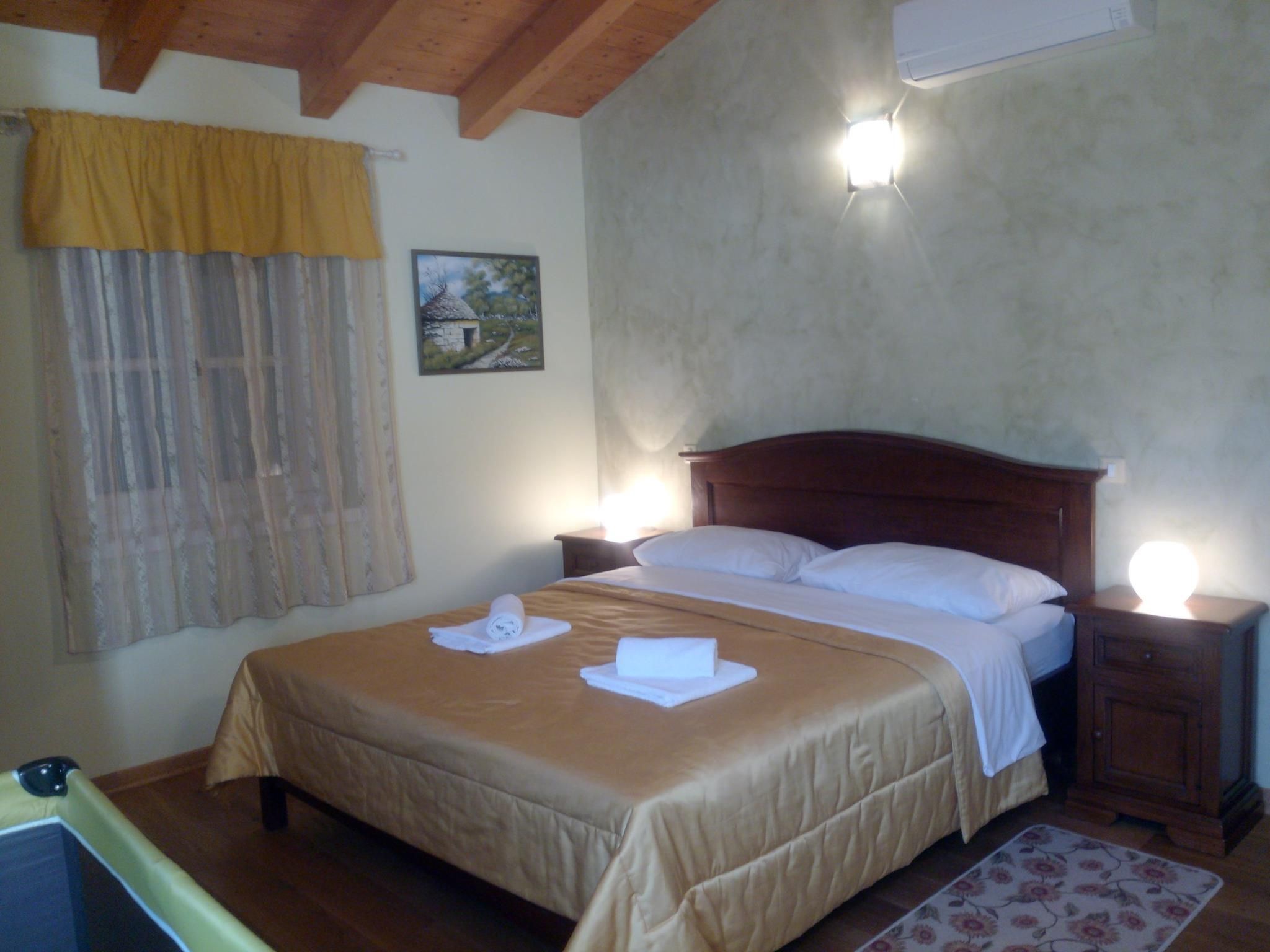 Für 8 Personen und 2 Kinder in Segotici, Istrien (Südküste von Istrien)-Dedans