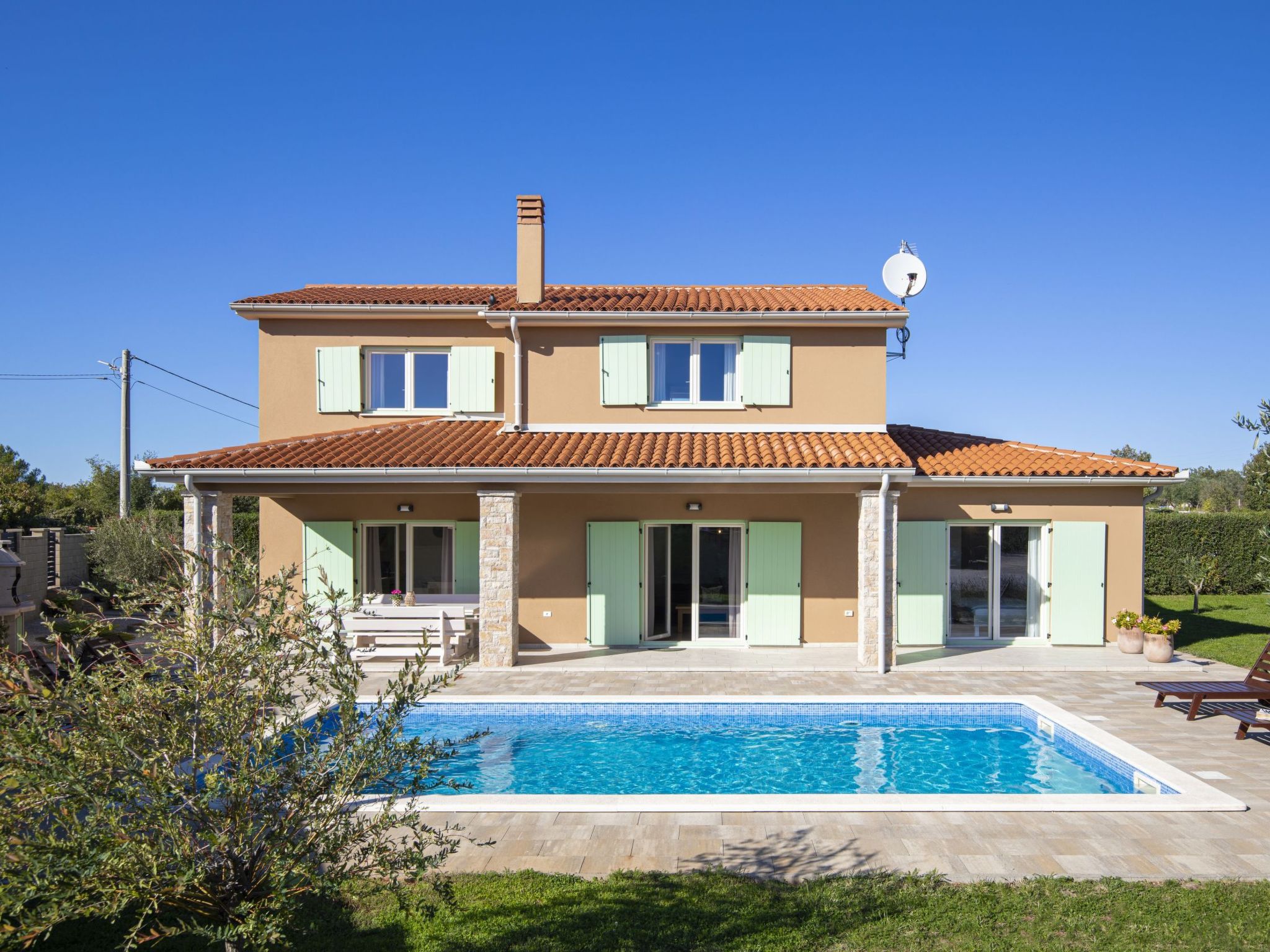 "Villa Matea" mit privatem Pool-Binnen