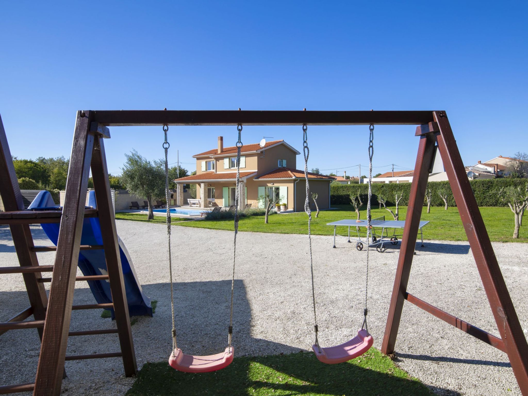 "Villa Matea" mit privatem Pool-Binnen