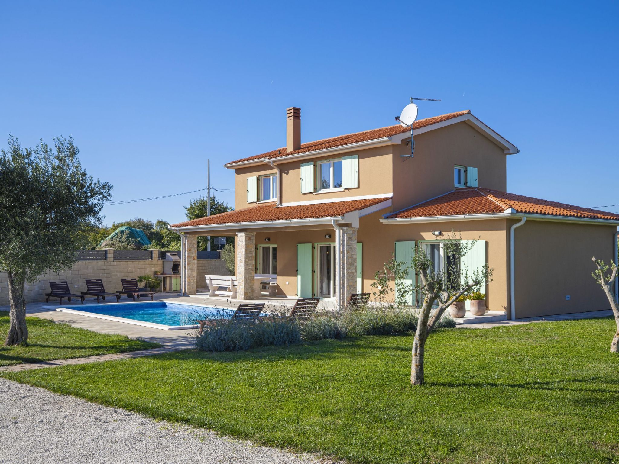 "Villa Matea" mit privatem Pool-Binnen