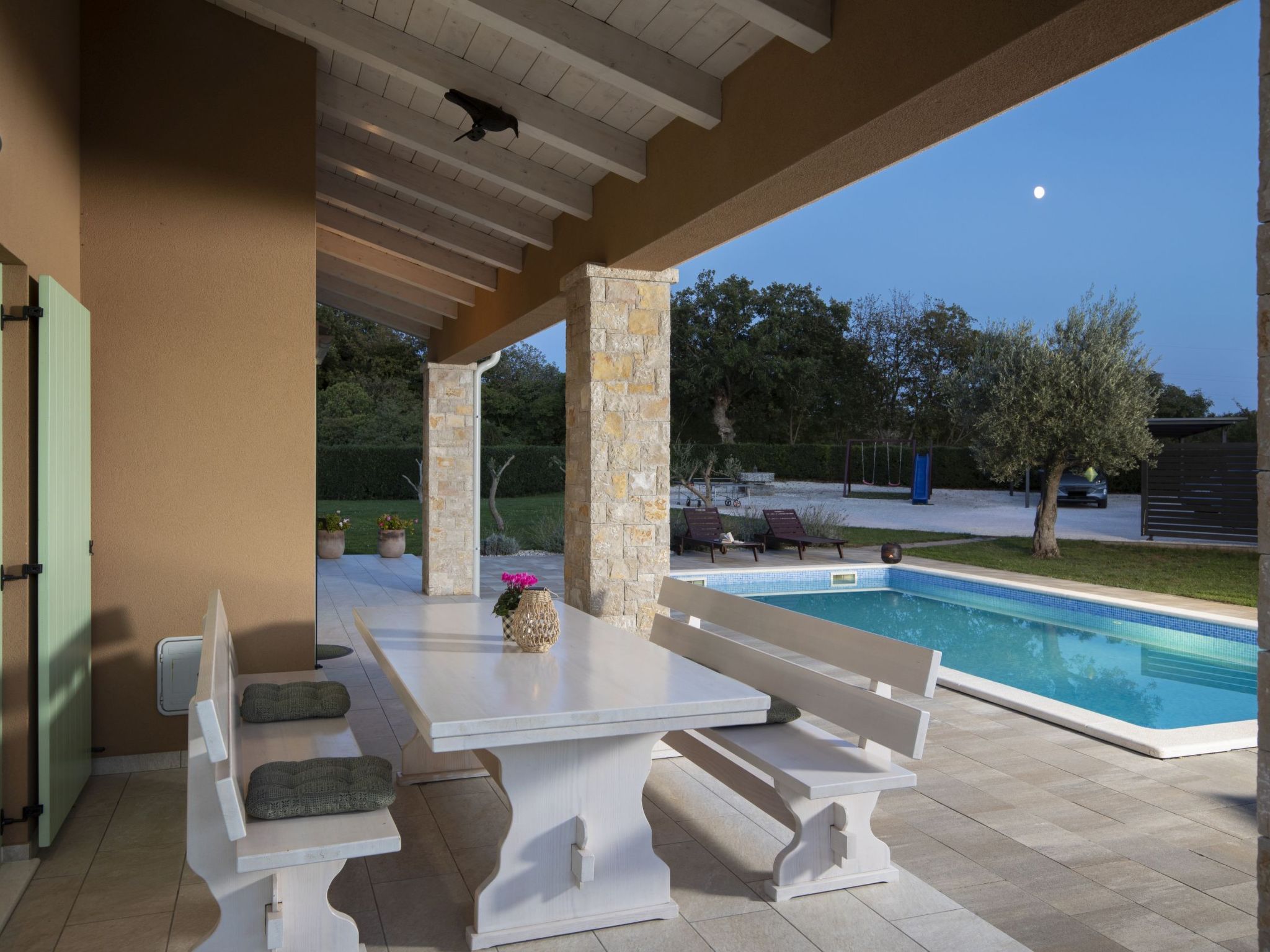 "Villa Matea" mit privatem Pool-Binnen