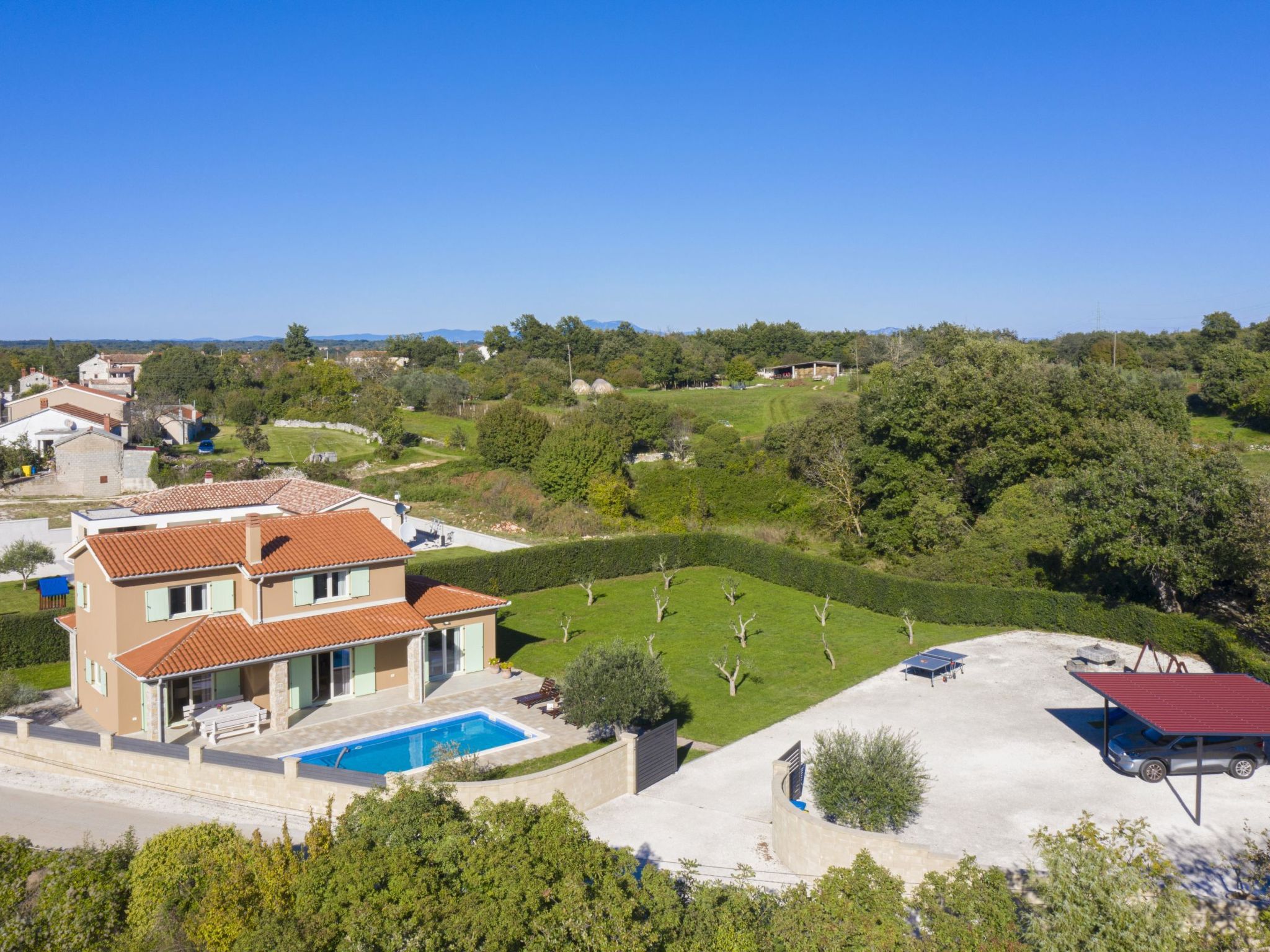 "Villa Matea" mit privatem Pool-Binnen