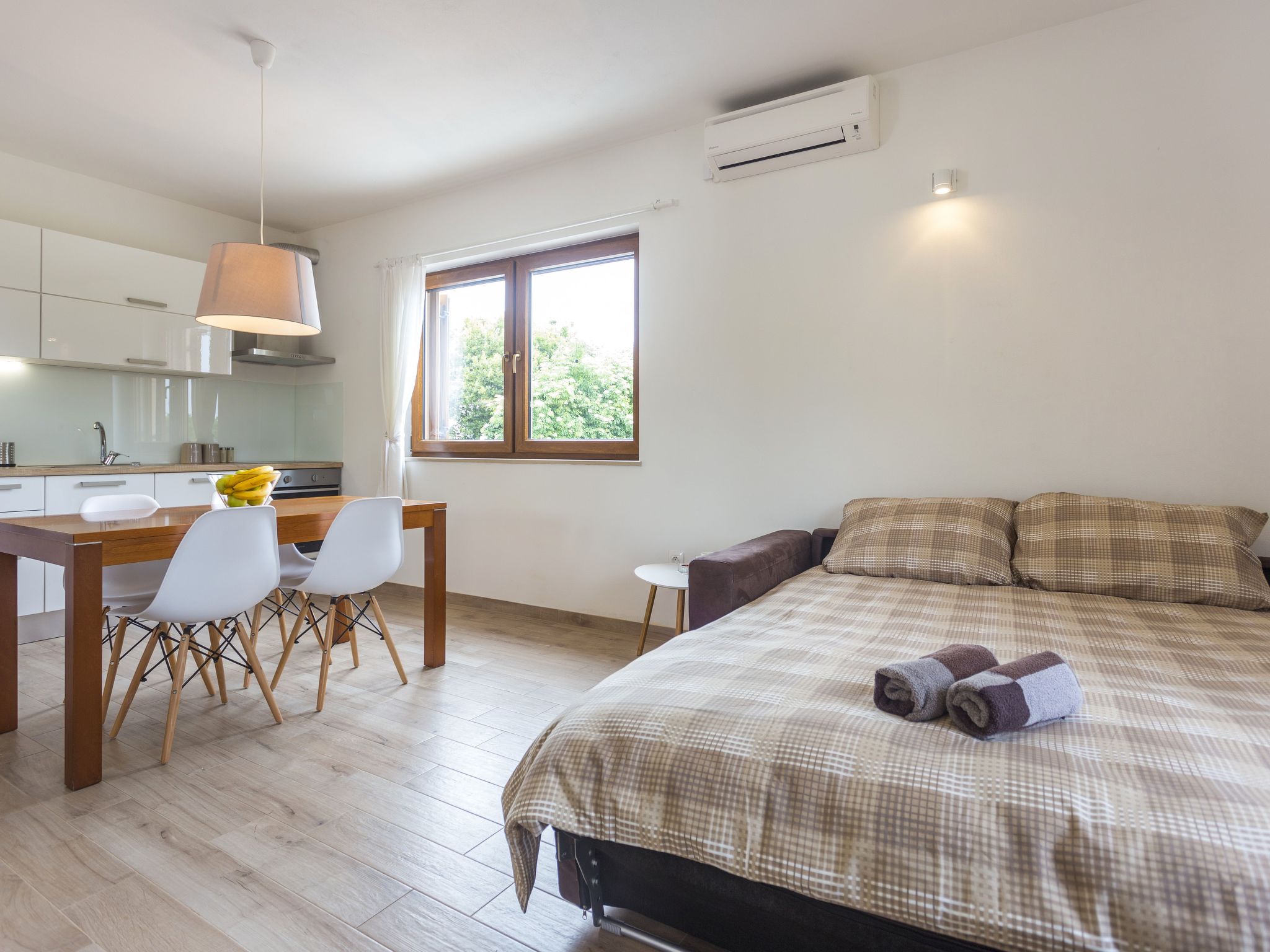 Haus Nina mit beheiztem Schwimmbad-Binnen