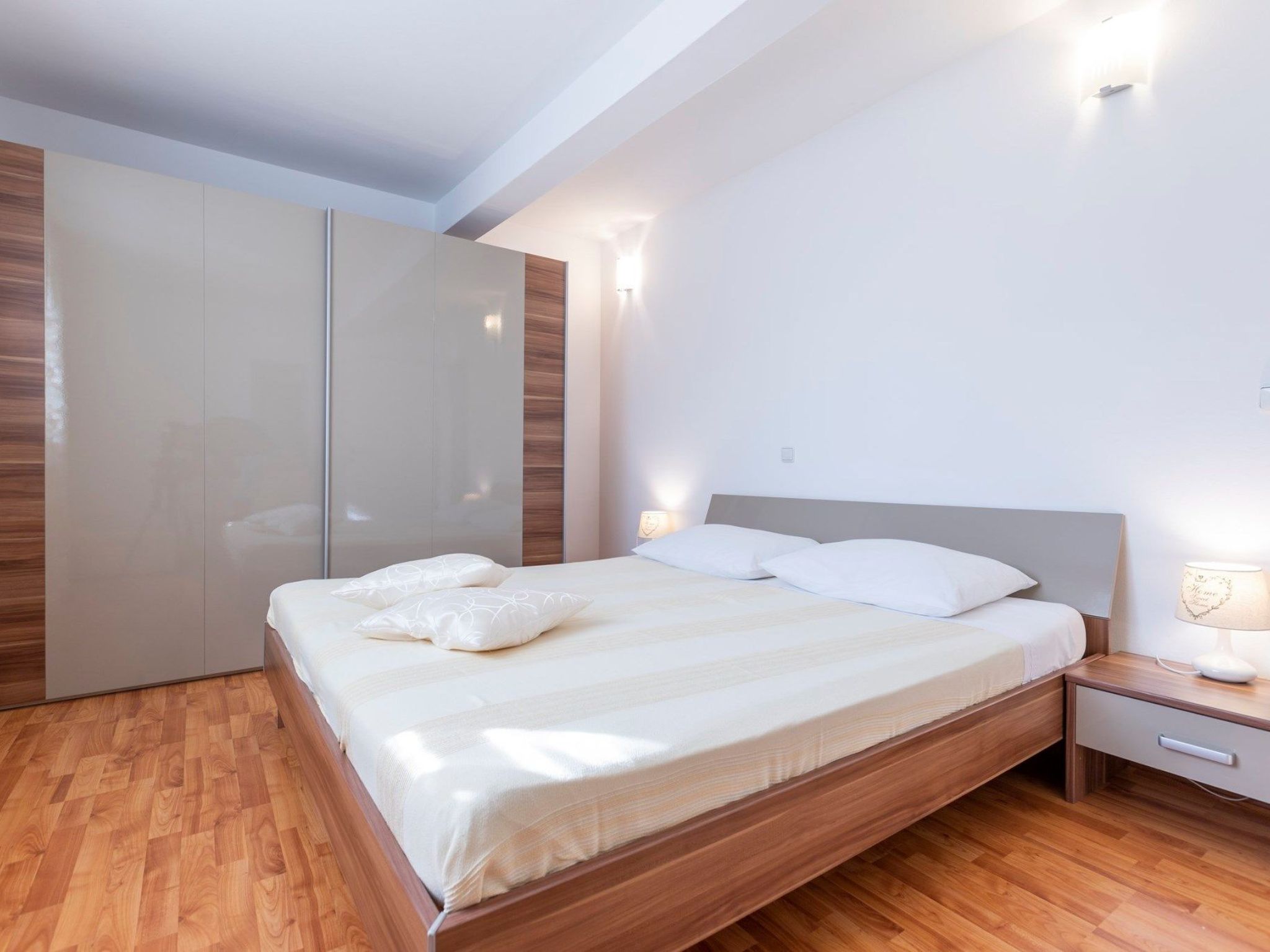 Mit Privatpool für 6 Personen ca. 100 m&sup2; in Hreljici, Adriaküste Kroatien - Image-tags.info