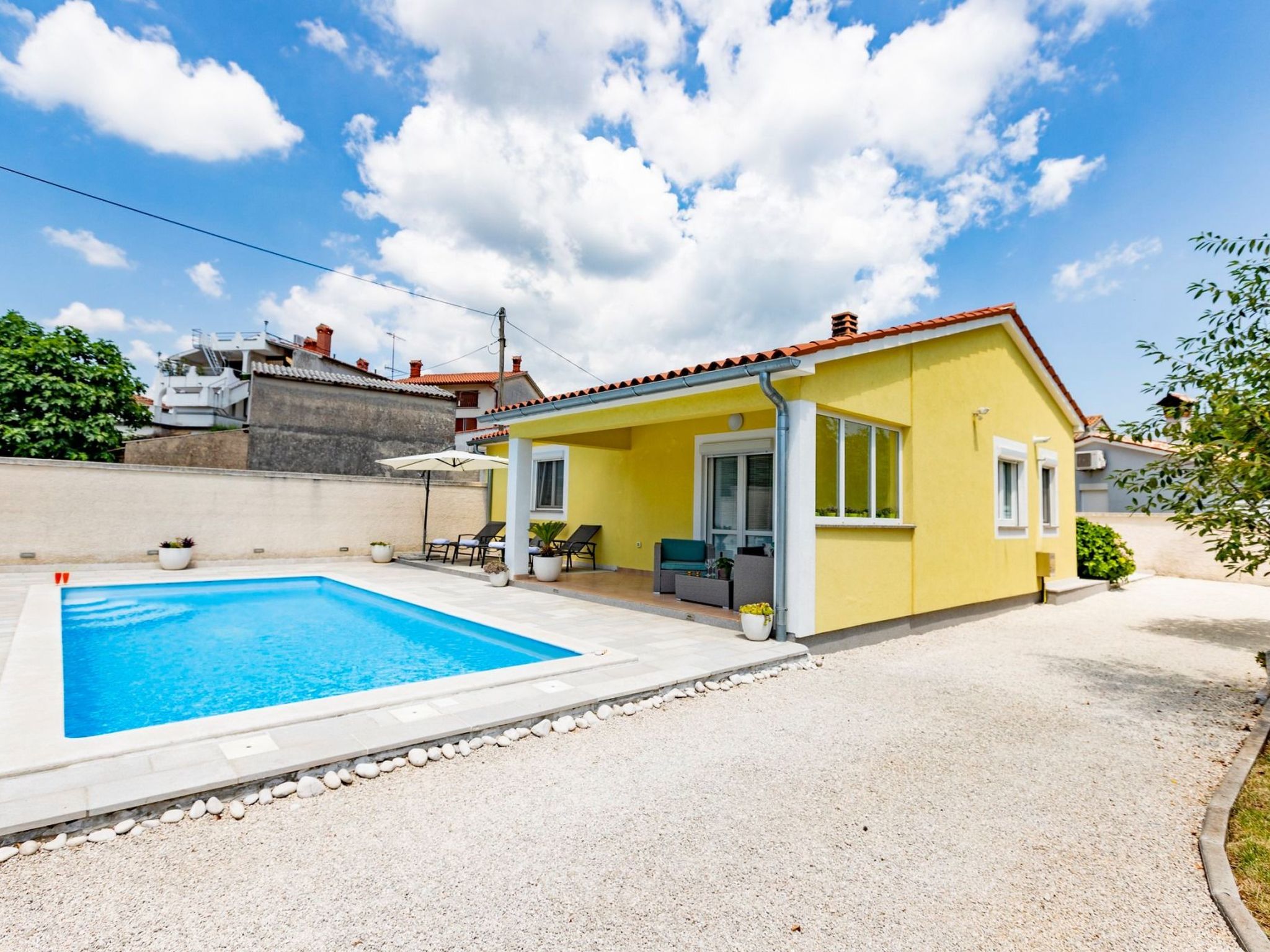 Mit Privatpool für 6 Personen ca. 100 m&sup2; in Hreljici, Adriaküste Kroatien - Image-tags.info