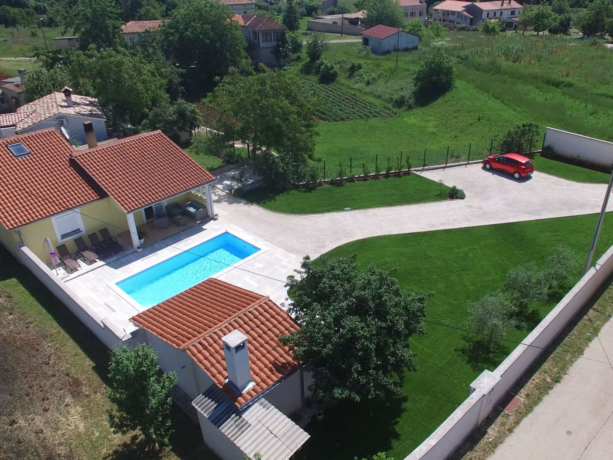 Mit Privatpool für 6 Personen ca. 100 m&sup2; in Hreljici, Adriaküste Kroatien