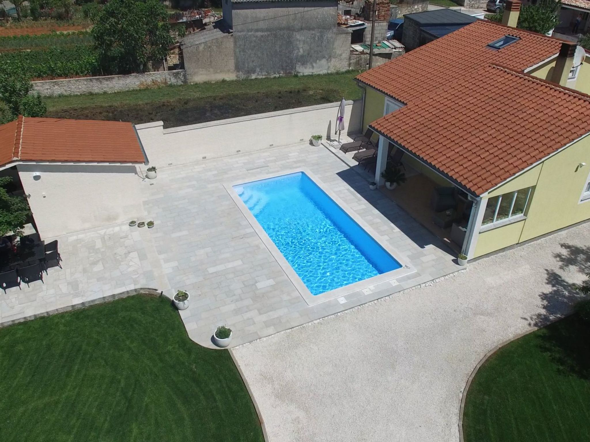 Mit Privatpool für 6 Personen ca. 100 m&sup2; in Hreljici, Adriaküste Kroatien