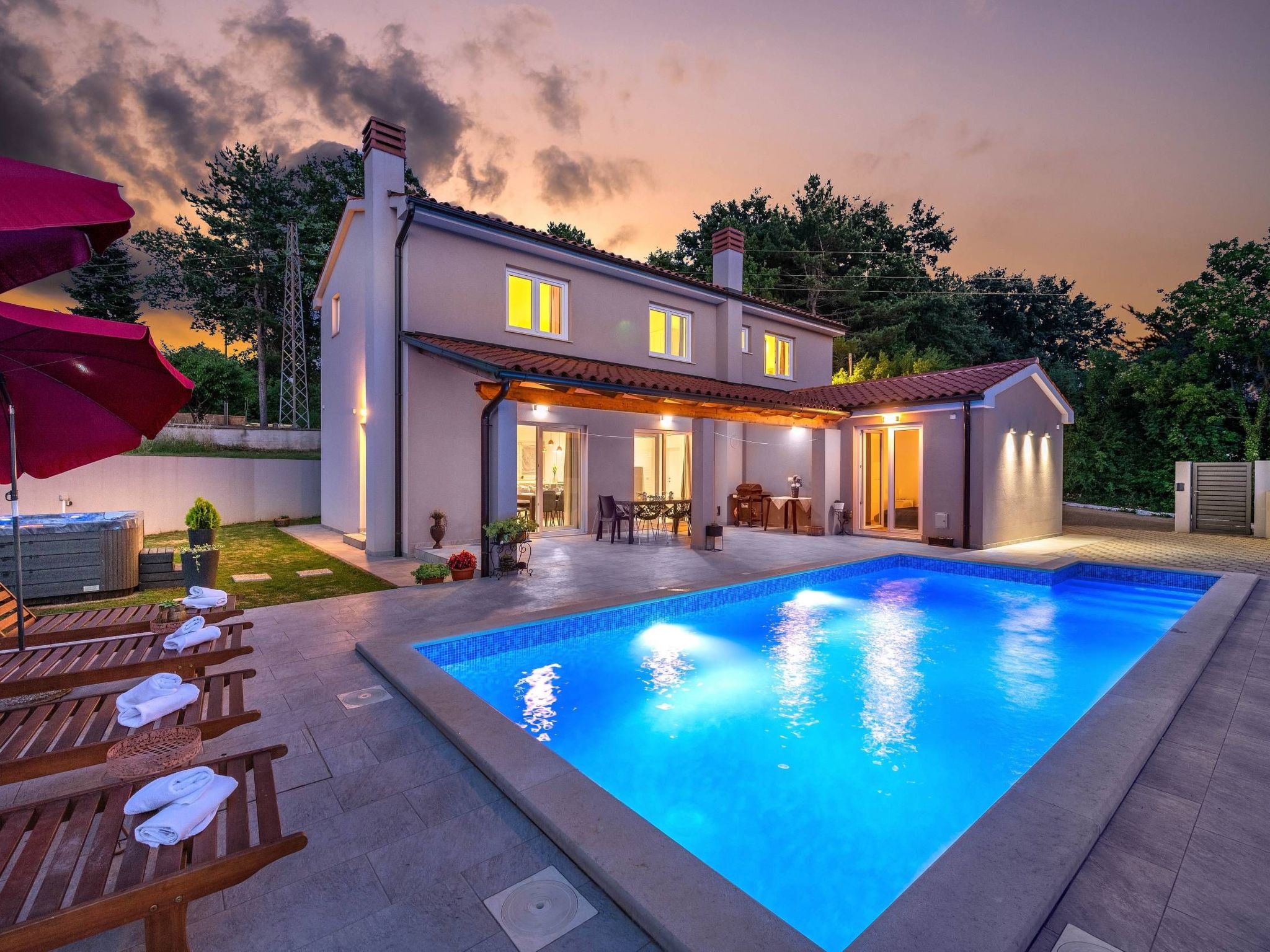 Vakantiehuis met privé zwembad in Pula/Manjadvorci (Kroatië) voor 8 personen