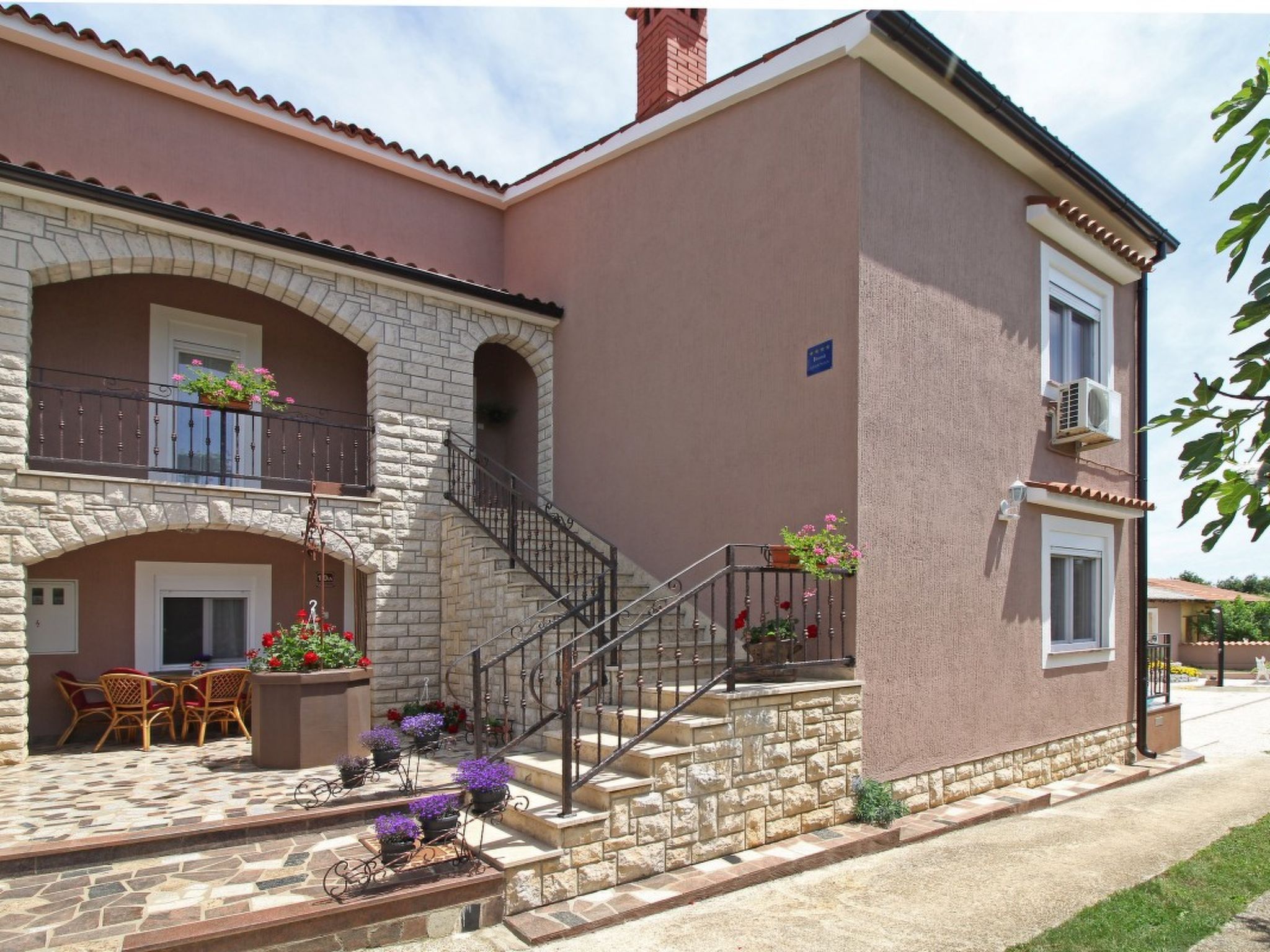 Villa LARA - Image-tags.info