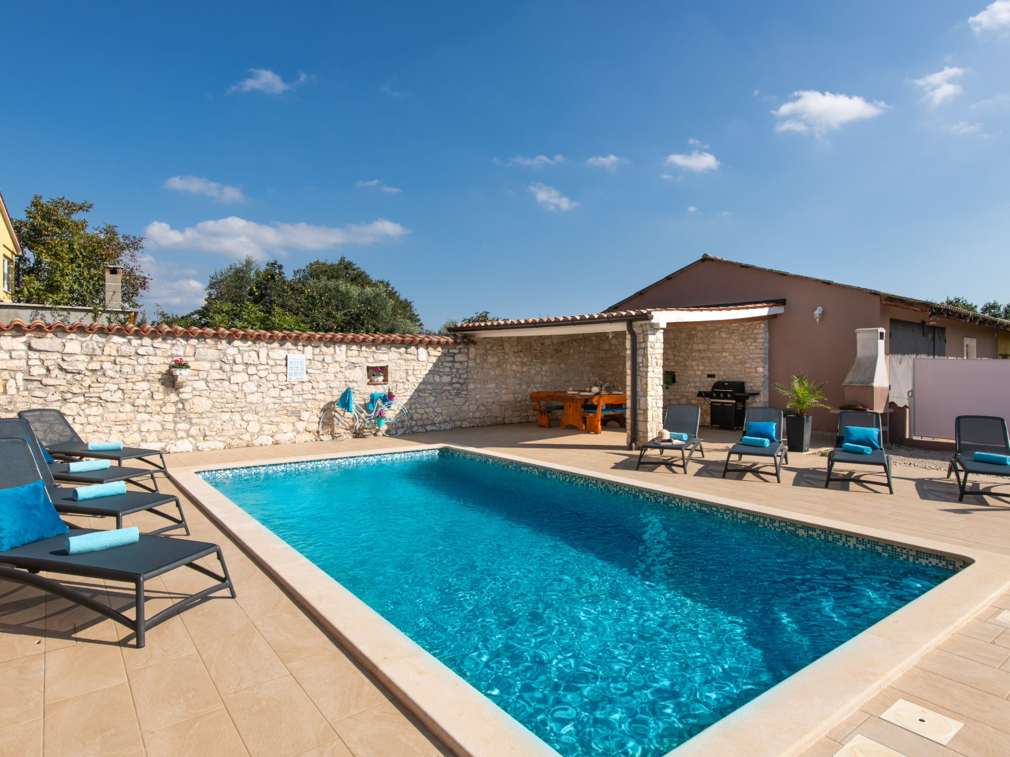 Villa LARA - Image-tags.info