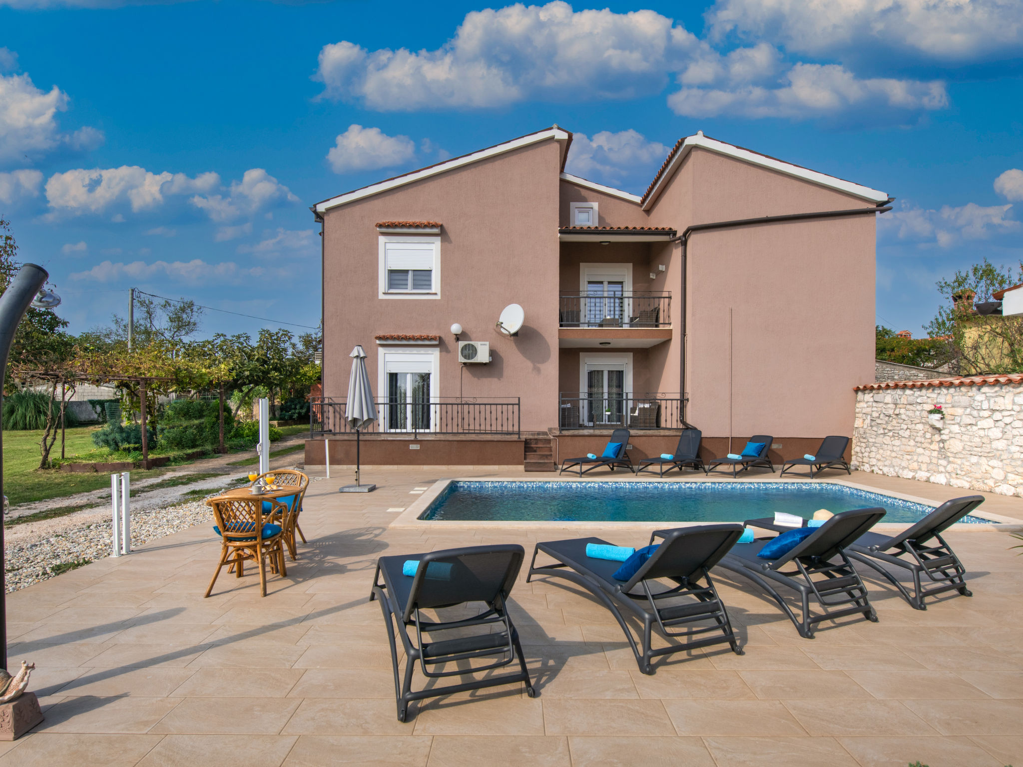 Villa LARA - Image-tags.info