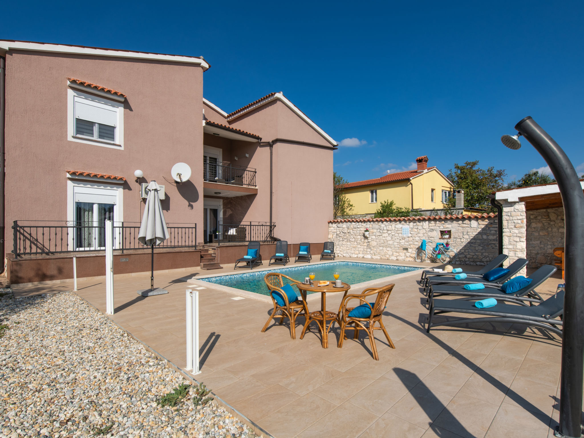 Villa LARA - Image-tags.info