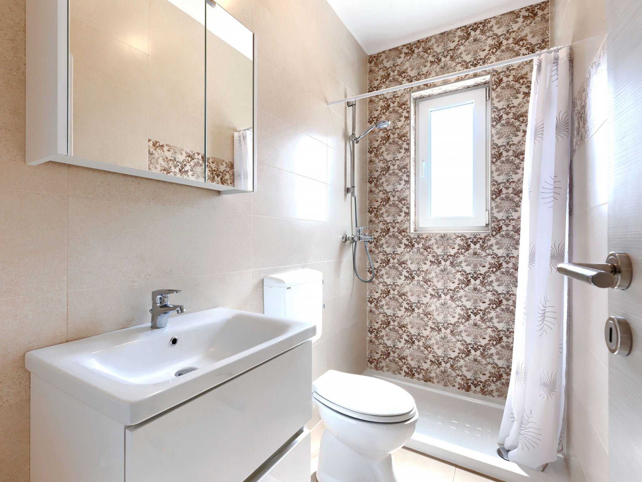 Vrijstaande vakantiewoning met privézwembad in Krnica, op 3 km van zee - foto 28