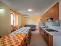 Ferienhaus Mario 1