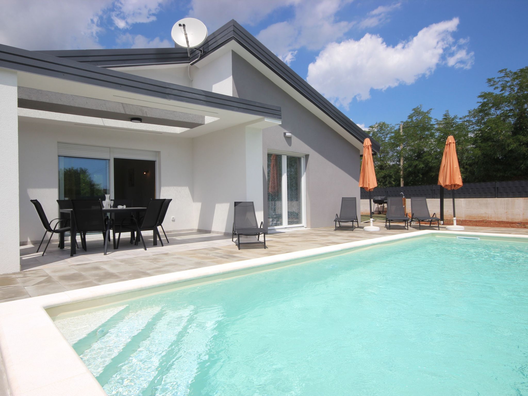 Vakantiehuis met privé zwembad in Pula/Krnica (Kroatië) voor 5 personen