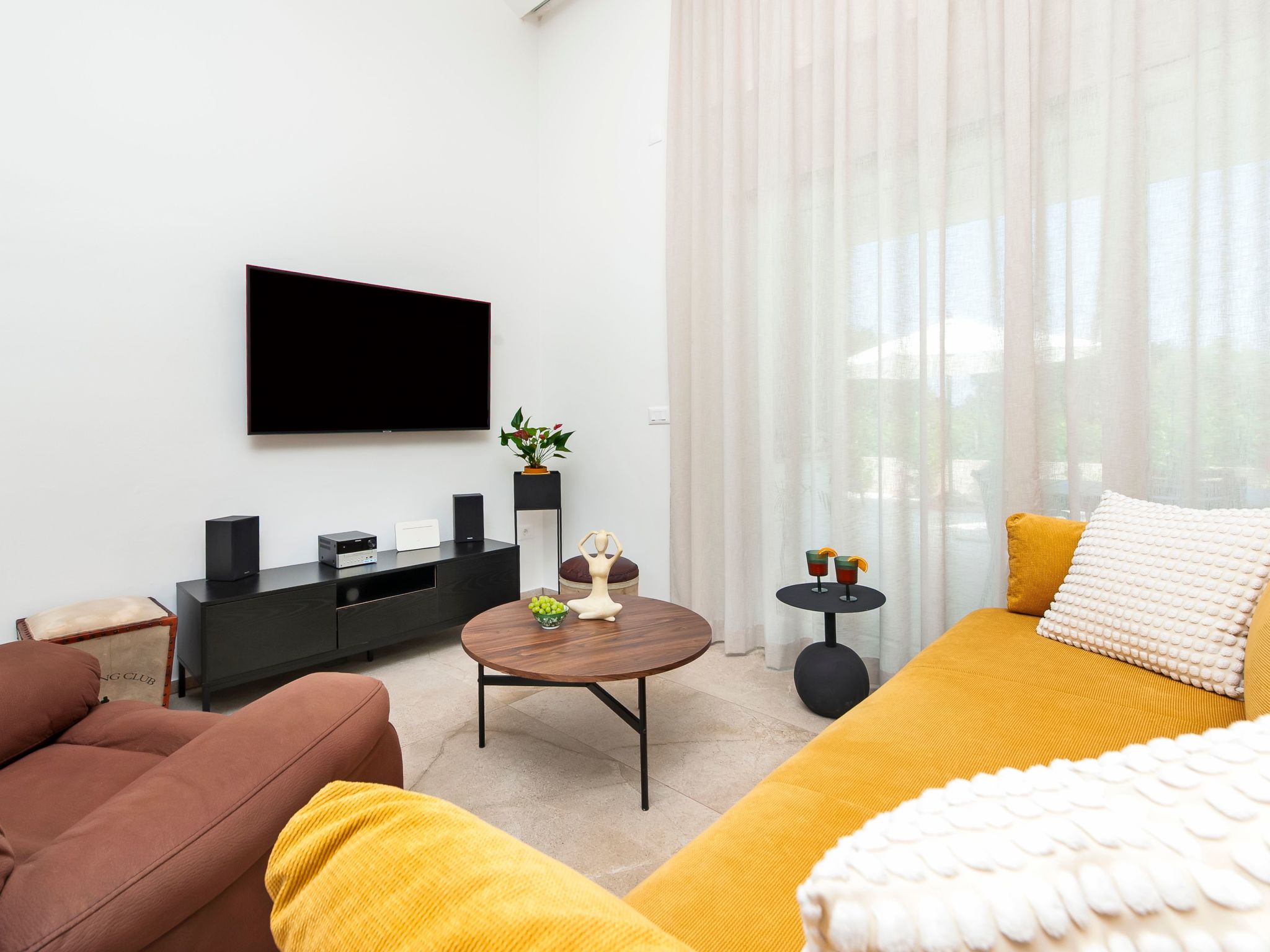 Echo villa, Istra, Pool Jacuzzi, BBQ, Haustierfreundlich-Binnen