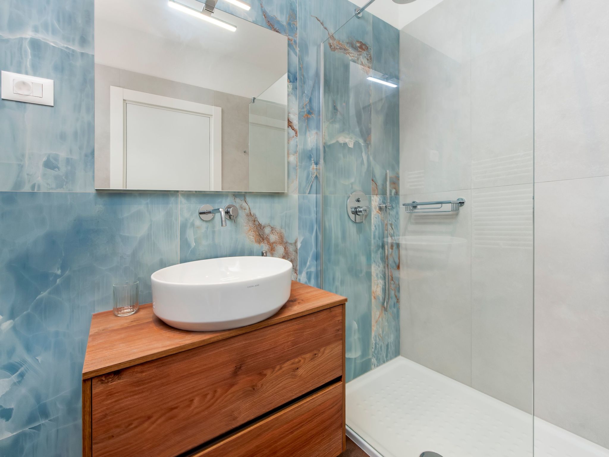 Echo villa, Istra, Pool Jacuzzi, BBQ, Haustierfreundlich-Binnen