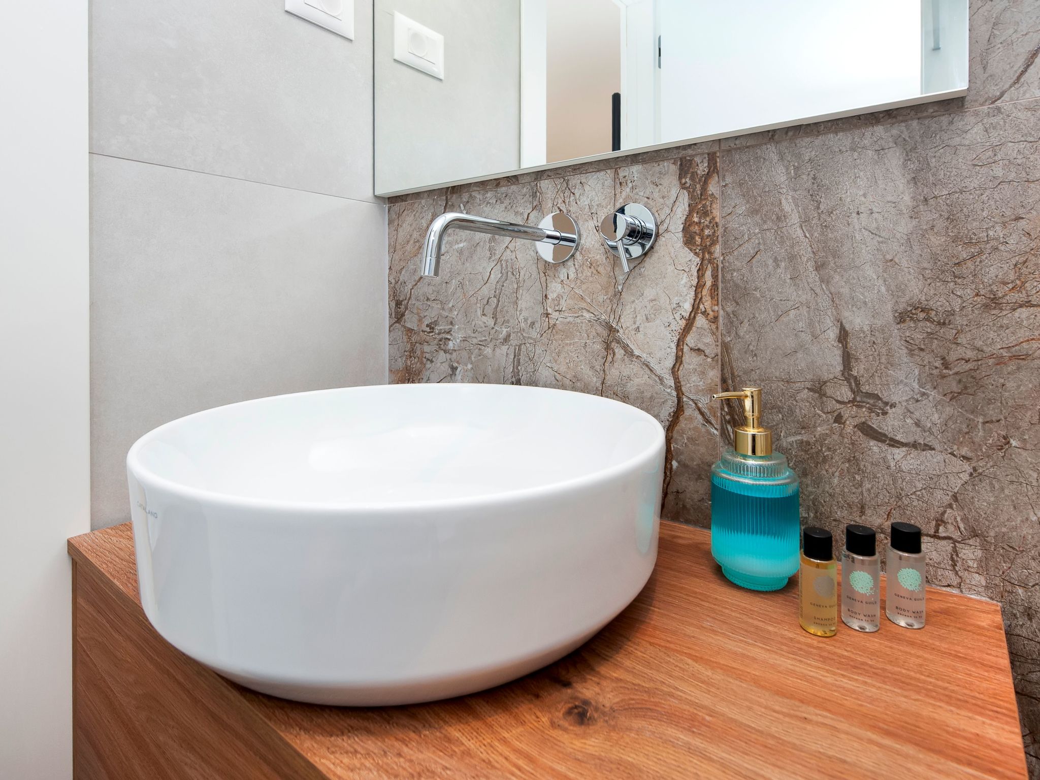 Echo villa, Istra, Pool Jacuzzi, BBQ, Haustierfreundlich-Binnen