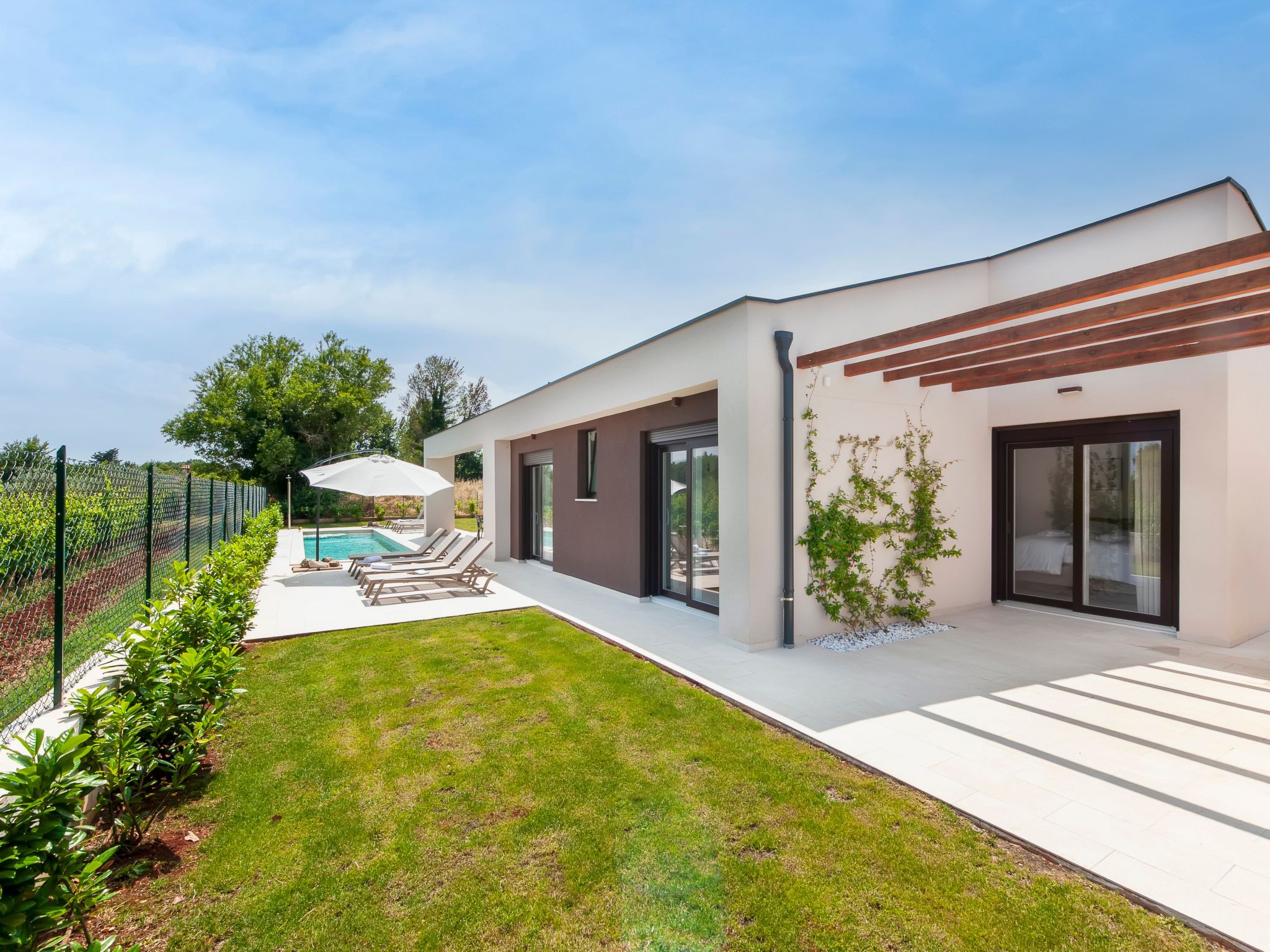 Echo villa, Istra, Pool Jacuzzi, BBQ, Haustierfreundlich-Binnen