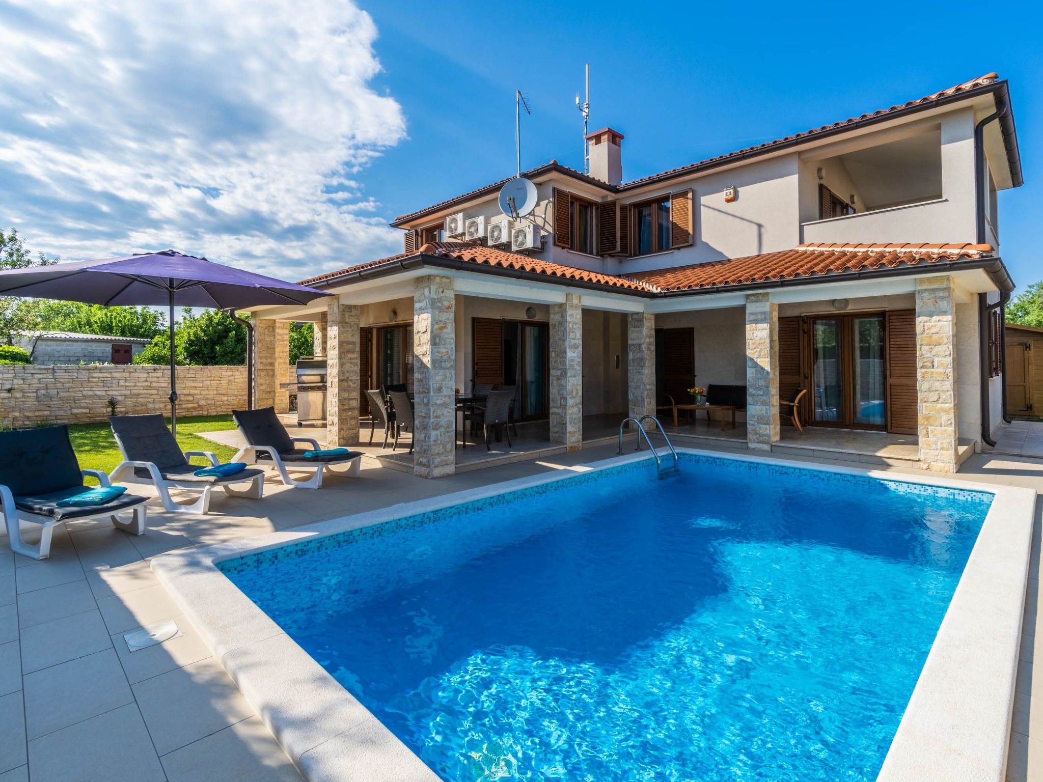 Villa Tvoja-Image-tags.info