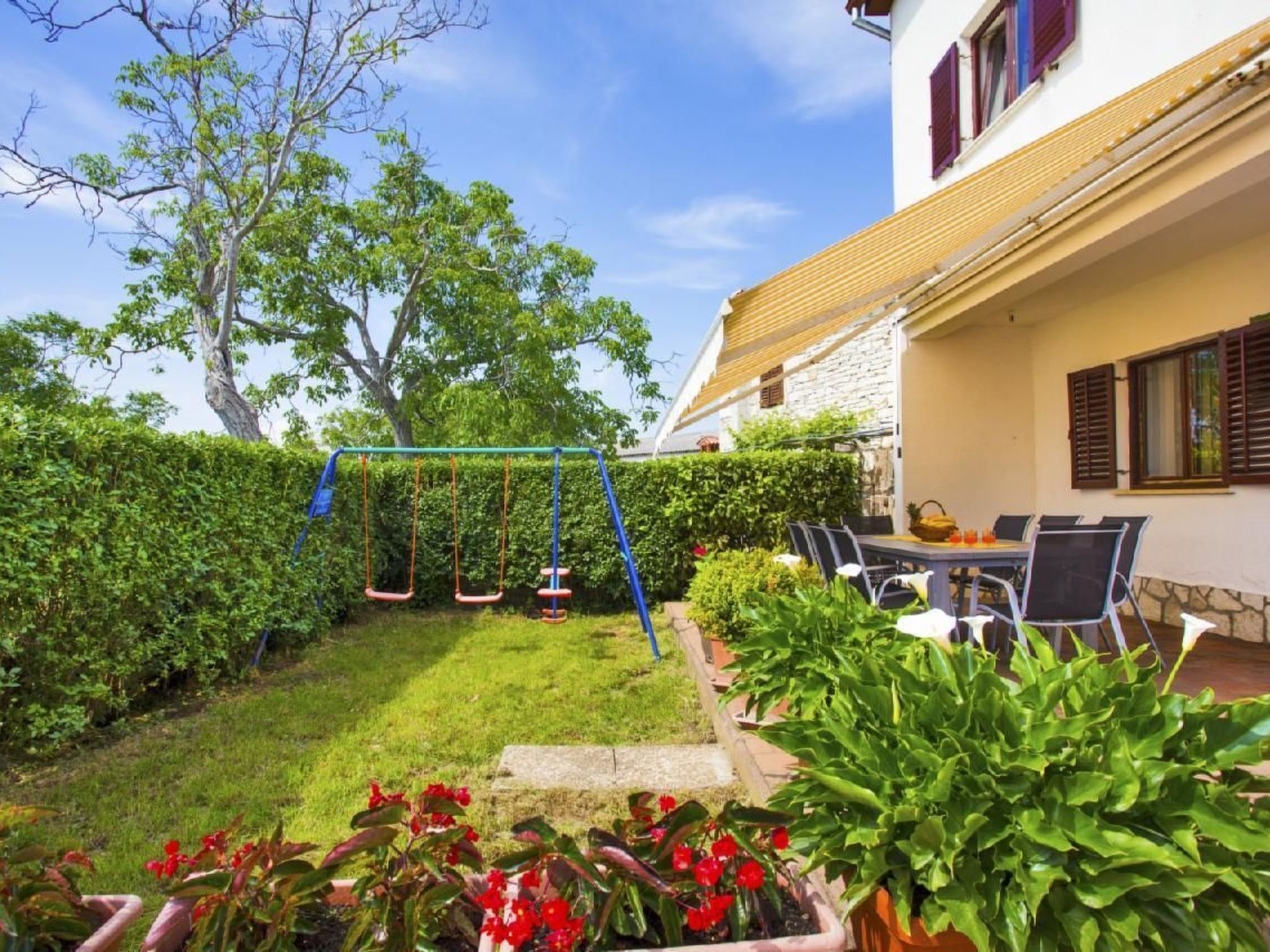 Im Dorf Kujići-Outside