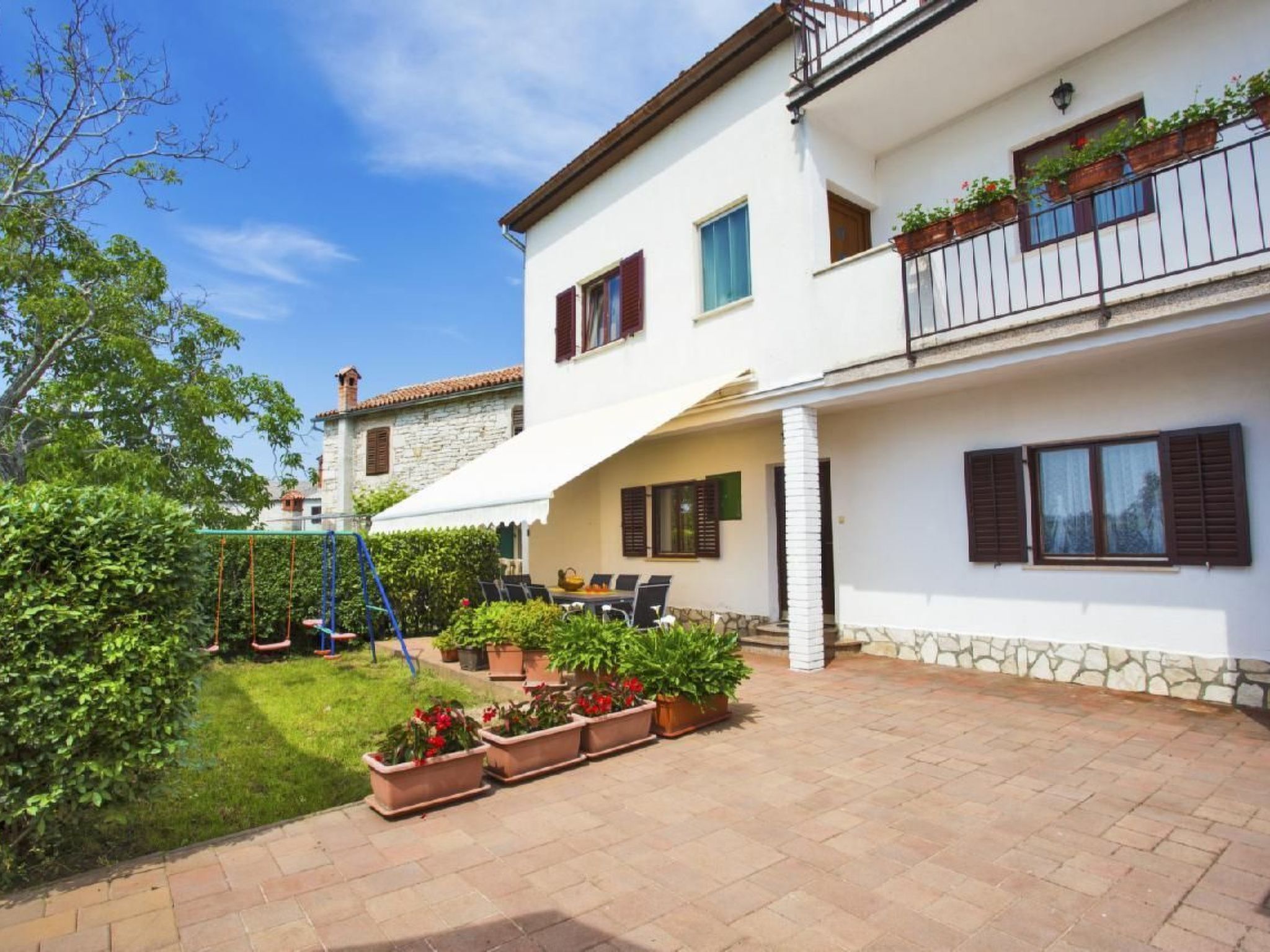 Im Dorf Kujići-Outside