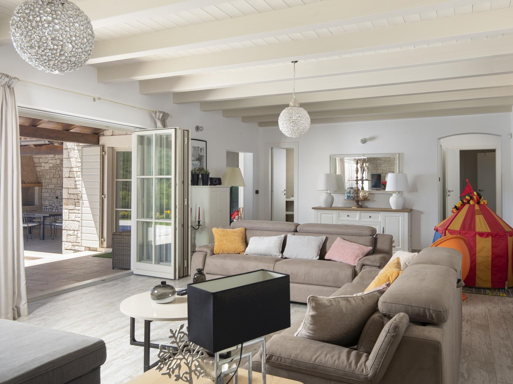 Heritage Villa Lilly-Binnen