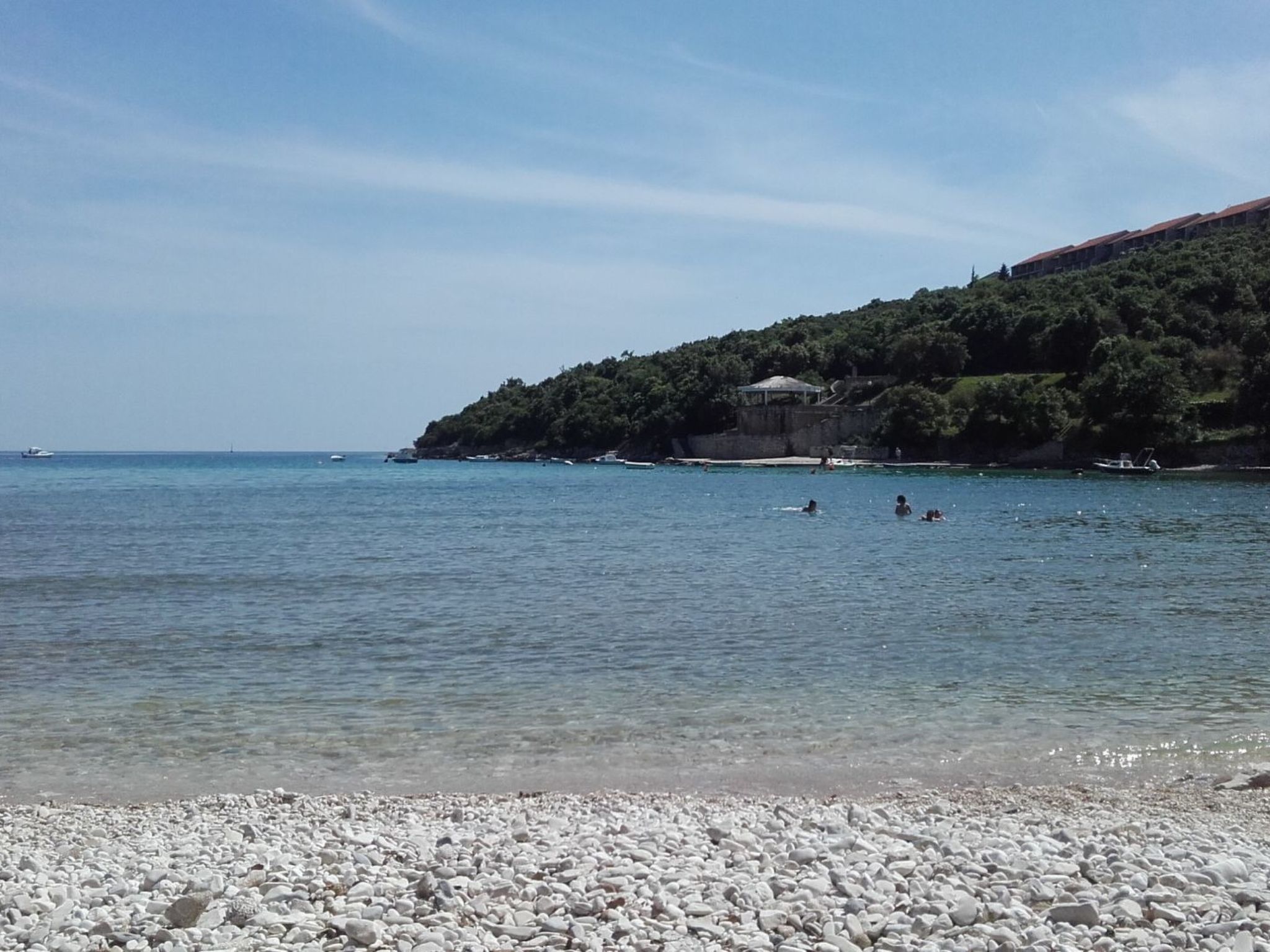 In Pavićini mit Grill, Terrasse und Garten-Image-tags.info