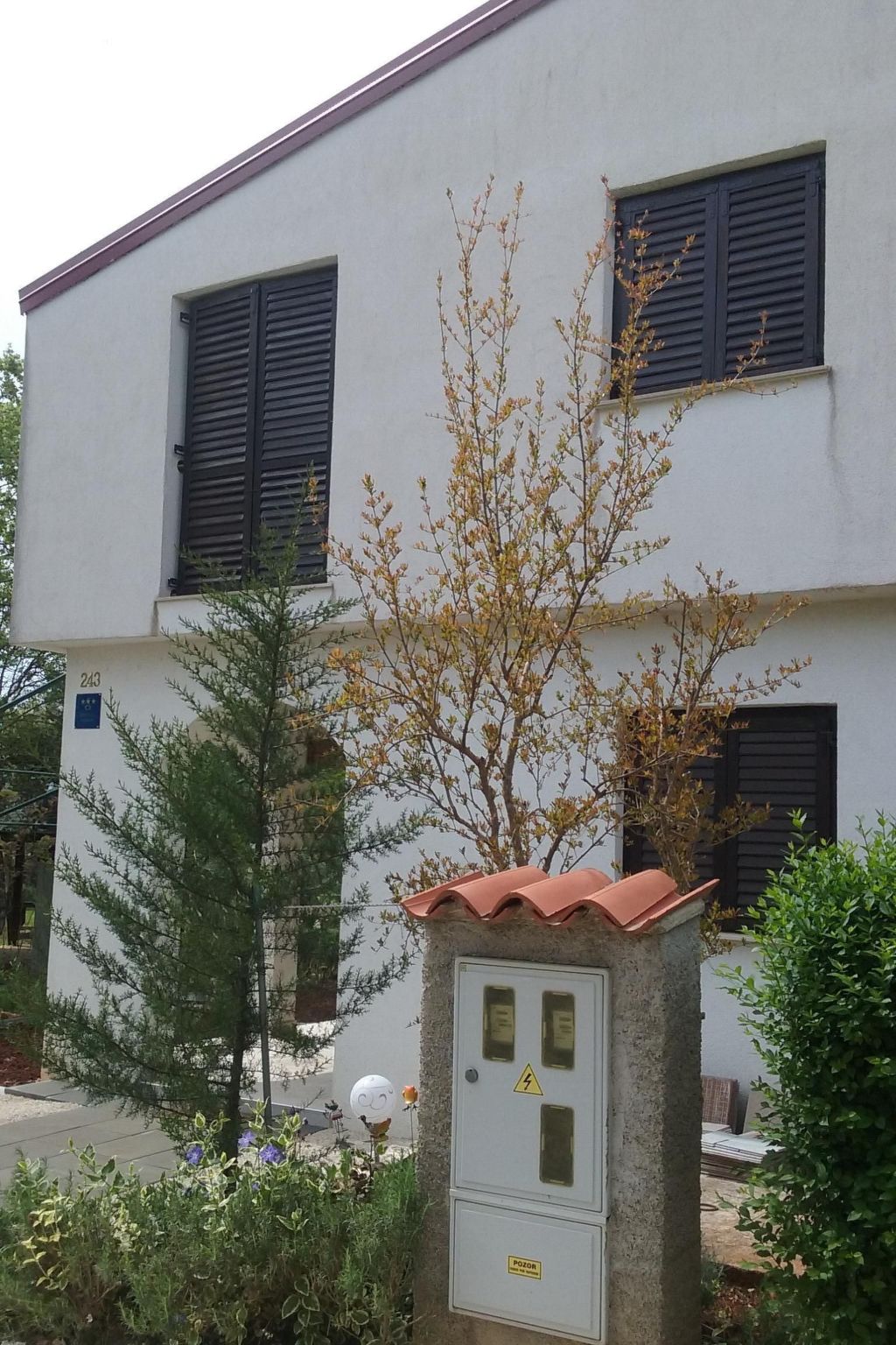 In Pavićini mit Grill, Terrasse und Garten-Image-tags.info