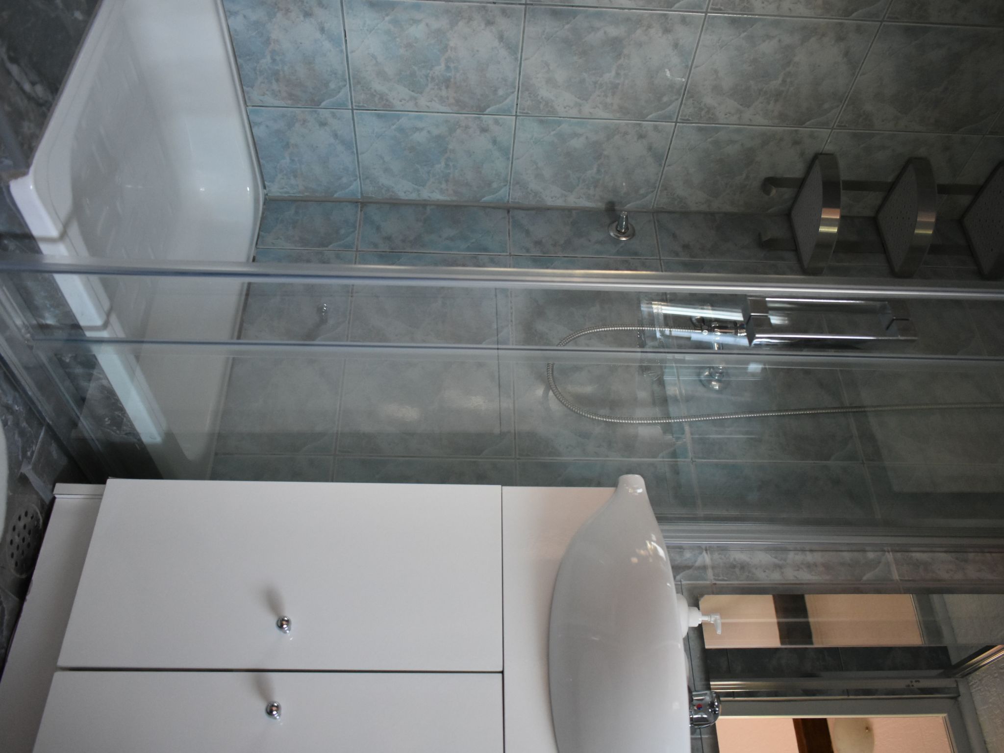 In Pavićini mit Grill, Terrasse und Garten-Image-tags.info