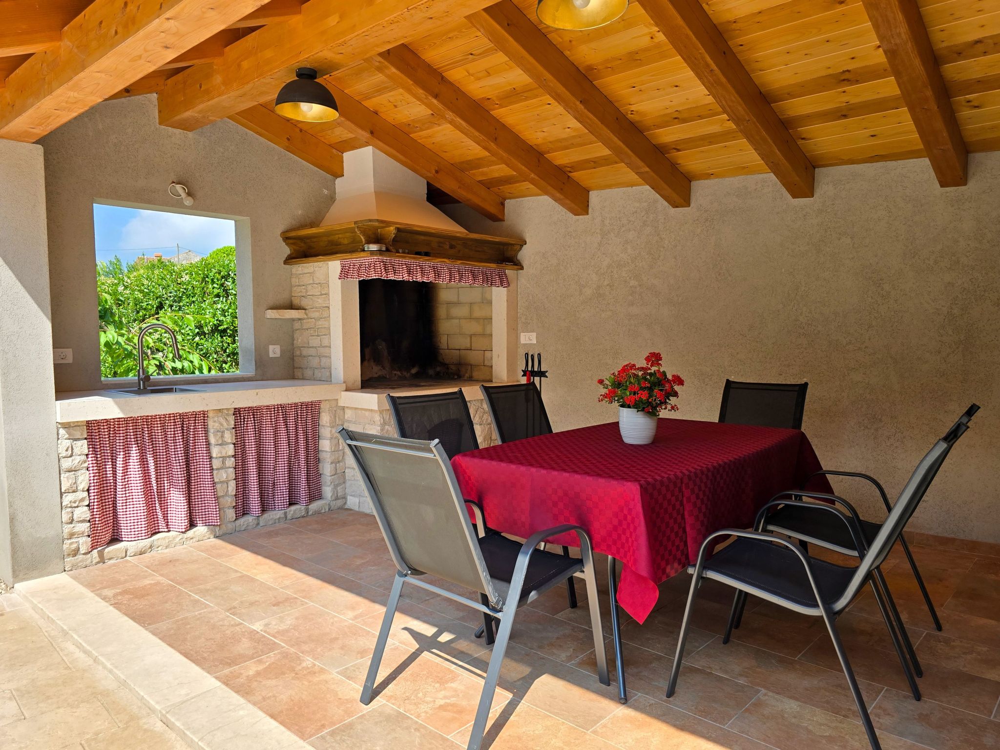 Typisch istrisches Steinhaus Brnistra in Rakalj-Binnen